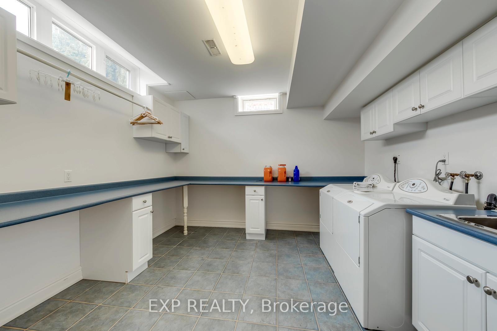 Photo 43 of 530 Golfview Court, Oakville, Glen Abbey — HOMEH
