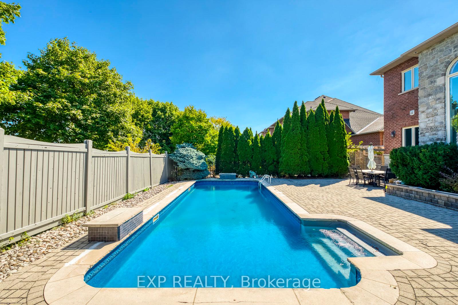 Photo 48 of 530 Golfview Court, Oakville, Glen Abbey — HOMEH