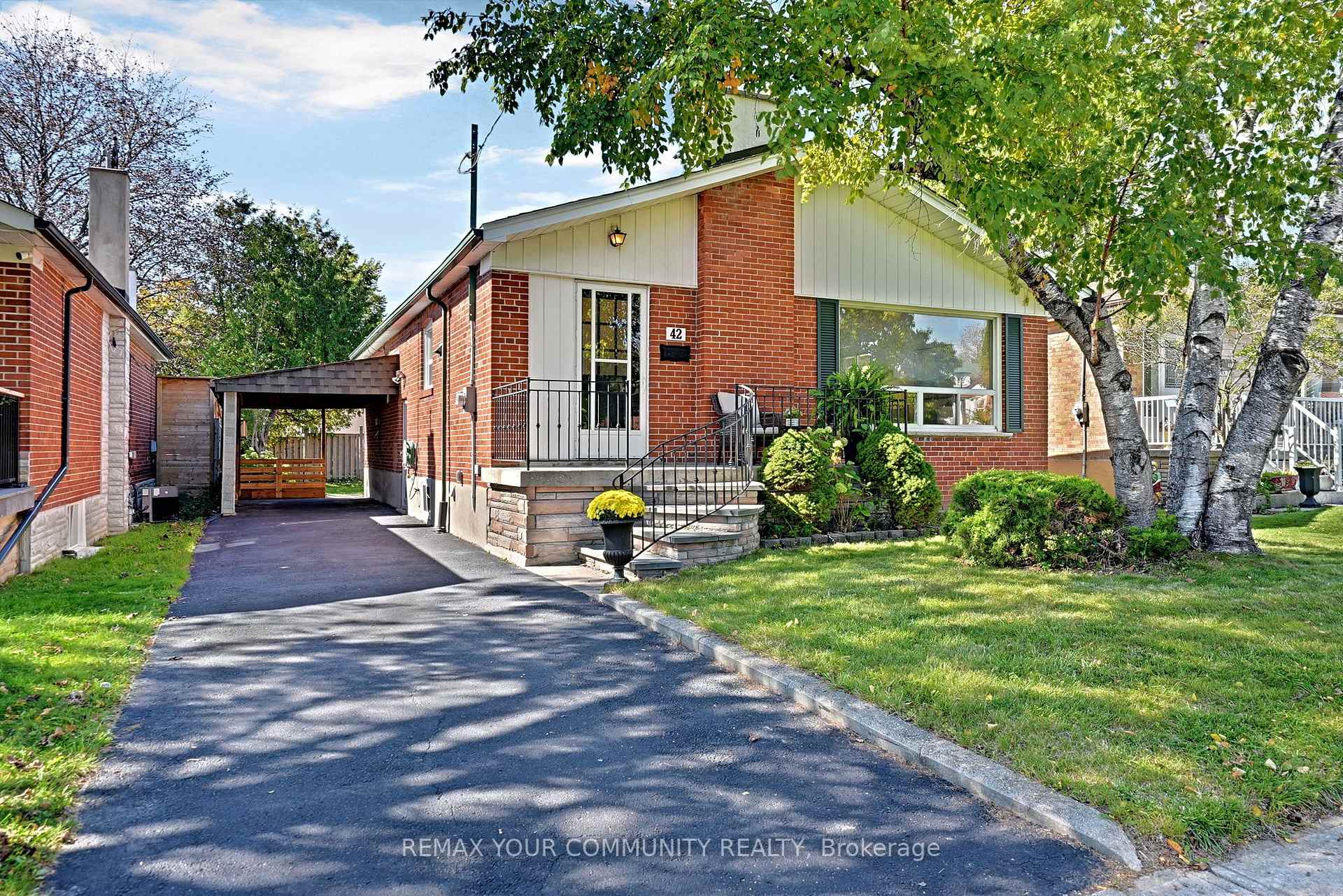Photo 1 of 42 Beacon Road, Scarborough, Dorset Park — HOMEH