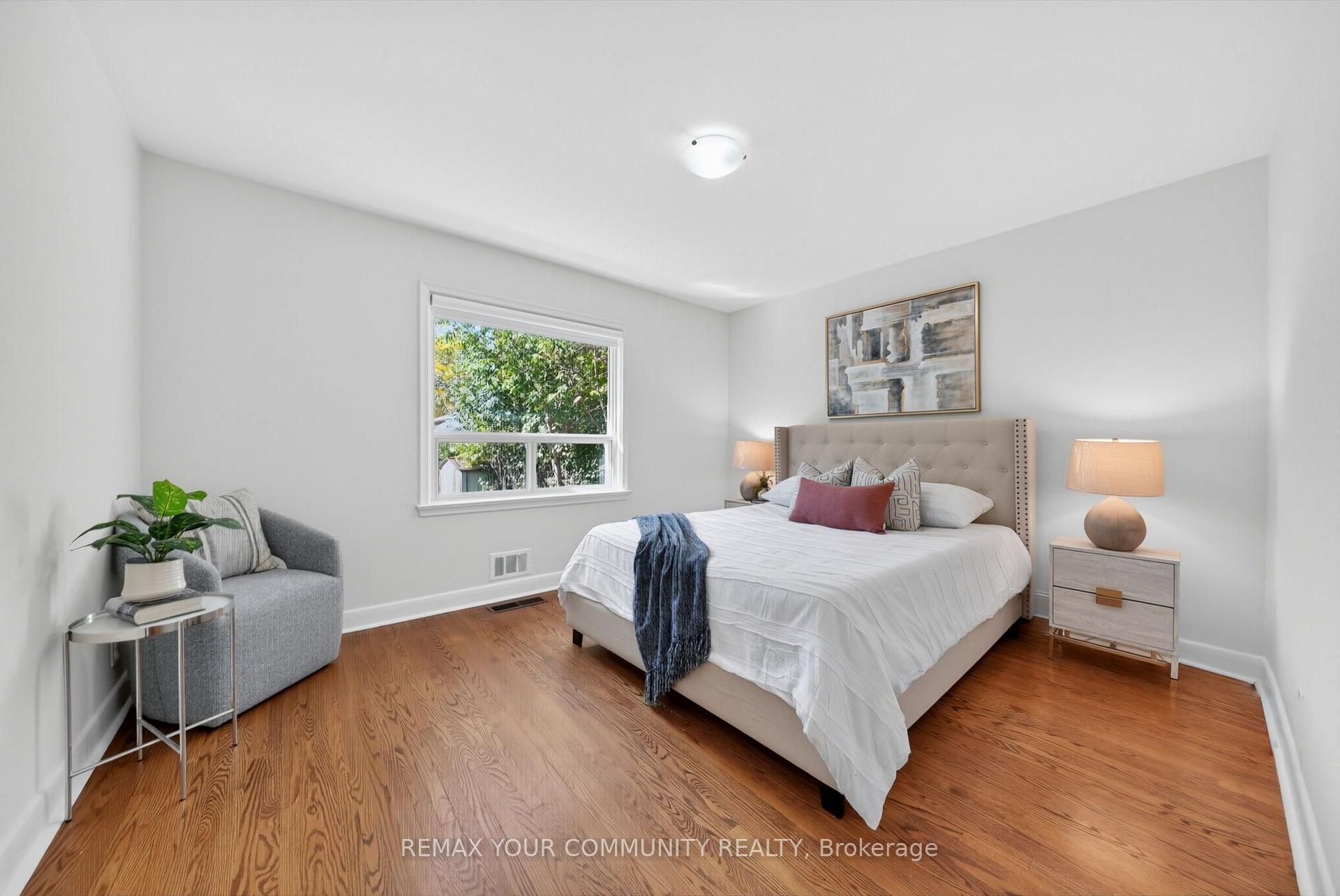 Photo 19 of 42 Beacon Road, Scarborough, Dorset Park — HOMEH