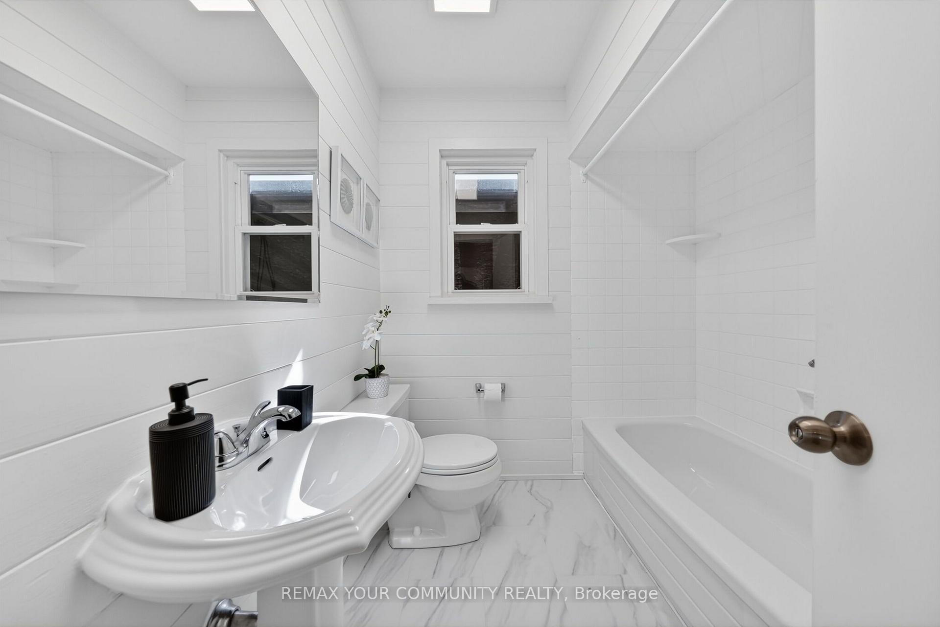 Photo 26 of 42 Beacon Road, Scarborough, Dorset Park — HOMEH