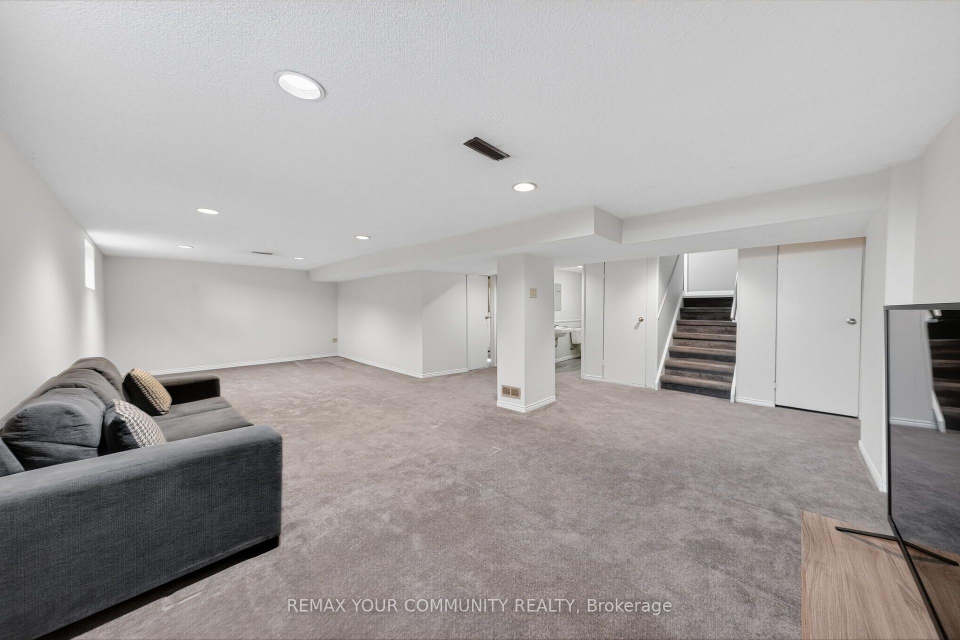 Photo 30 of 42 Beacon Road, Scarborough, Dorset Park — HOMEH