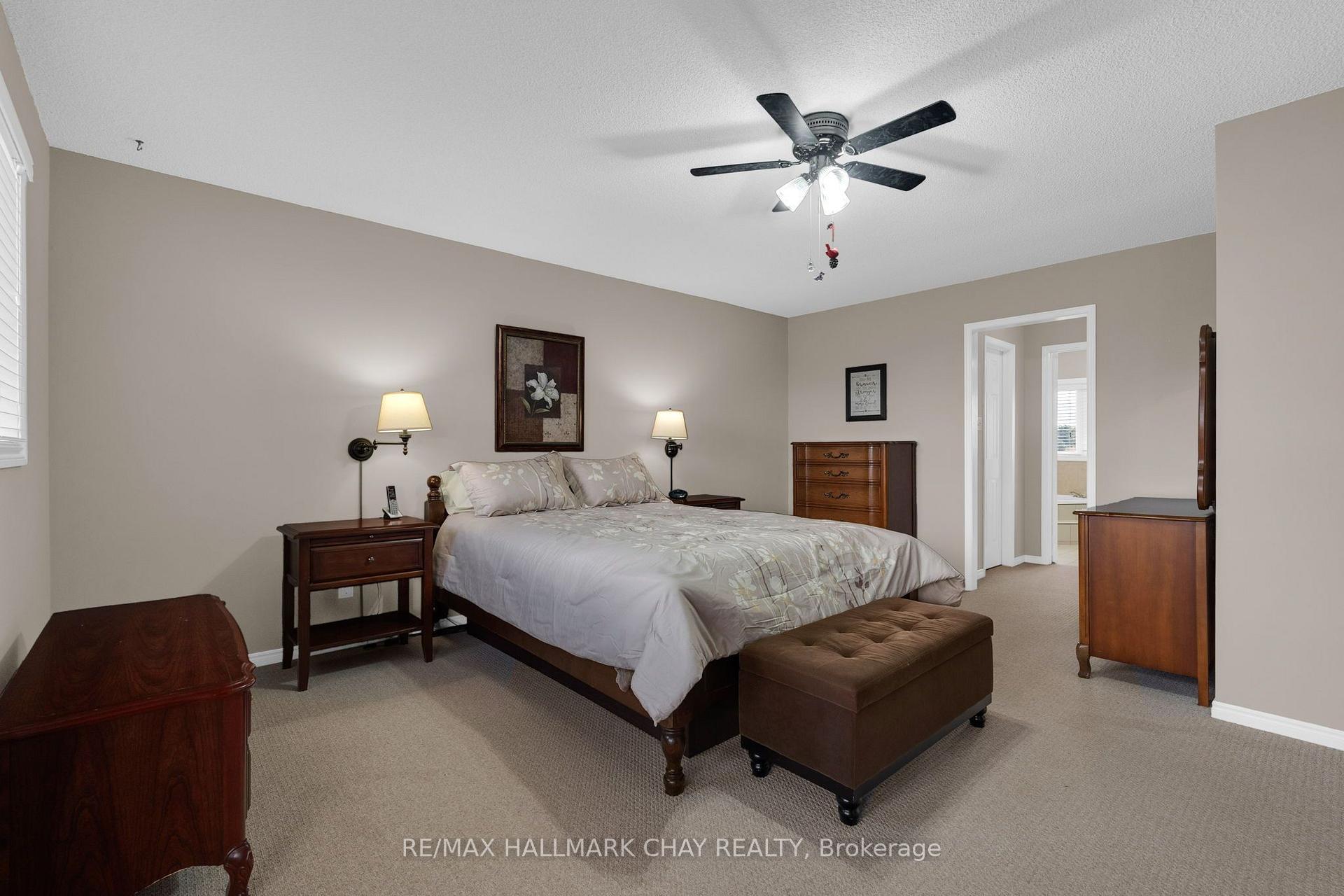 Photo 19 of 35 Grasett Crescent, Barrie, West Bayfield — HOMEH