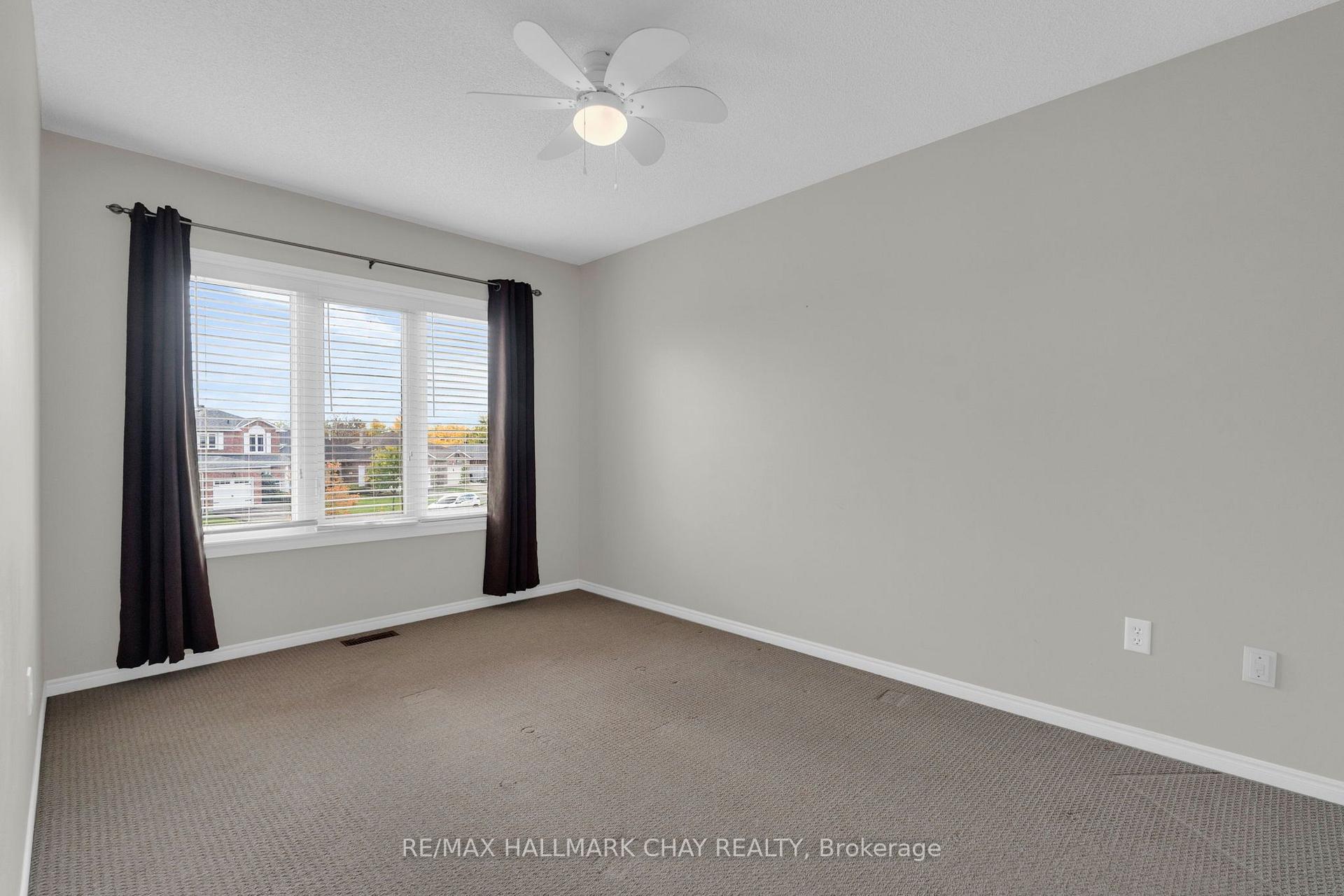 Photo 27 of 35 Grasett Crescent, Barrie, West Bayfield — HOMEH