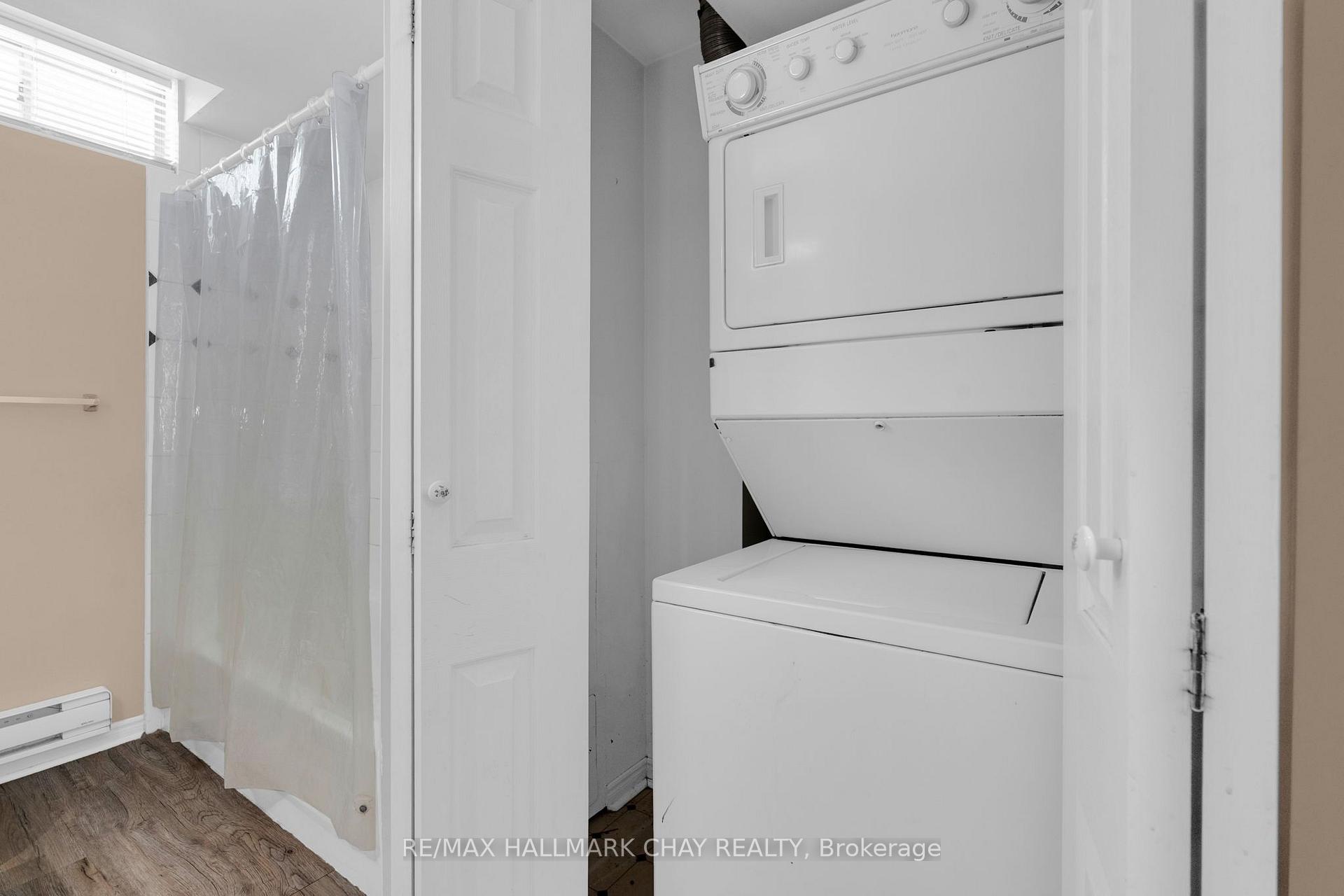Photo 42 of 35 Grasett Crescent, Barrie, West Bayfield — HOMEH