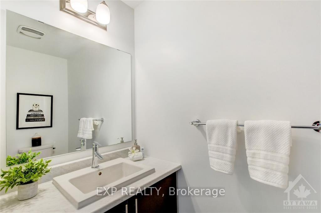 Photo 3 of 27 Brixton Way, Ottawa, Stittsville (South) — HOMEH