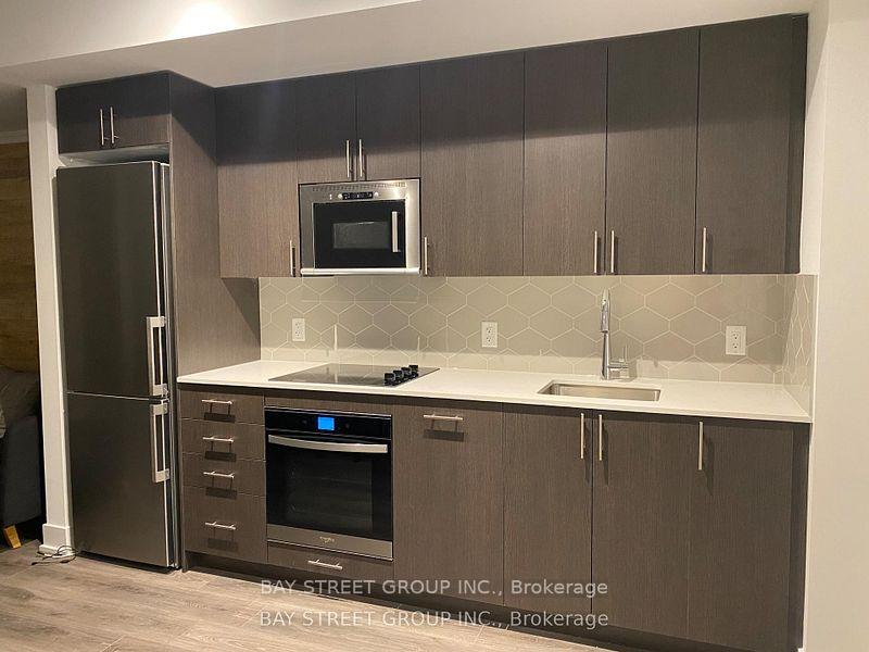 Photo 5 of Unit 2520, 2545 Simcoe Street N, Oshawa, Windfields — HOMEH