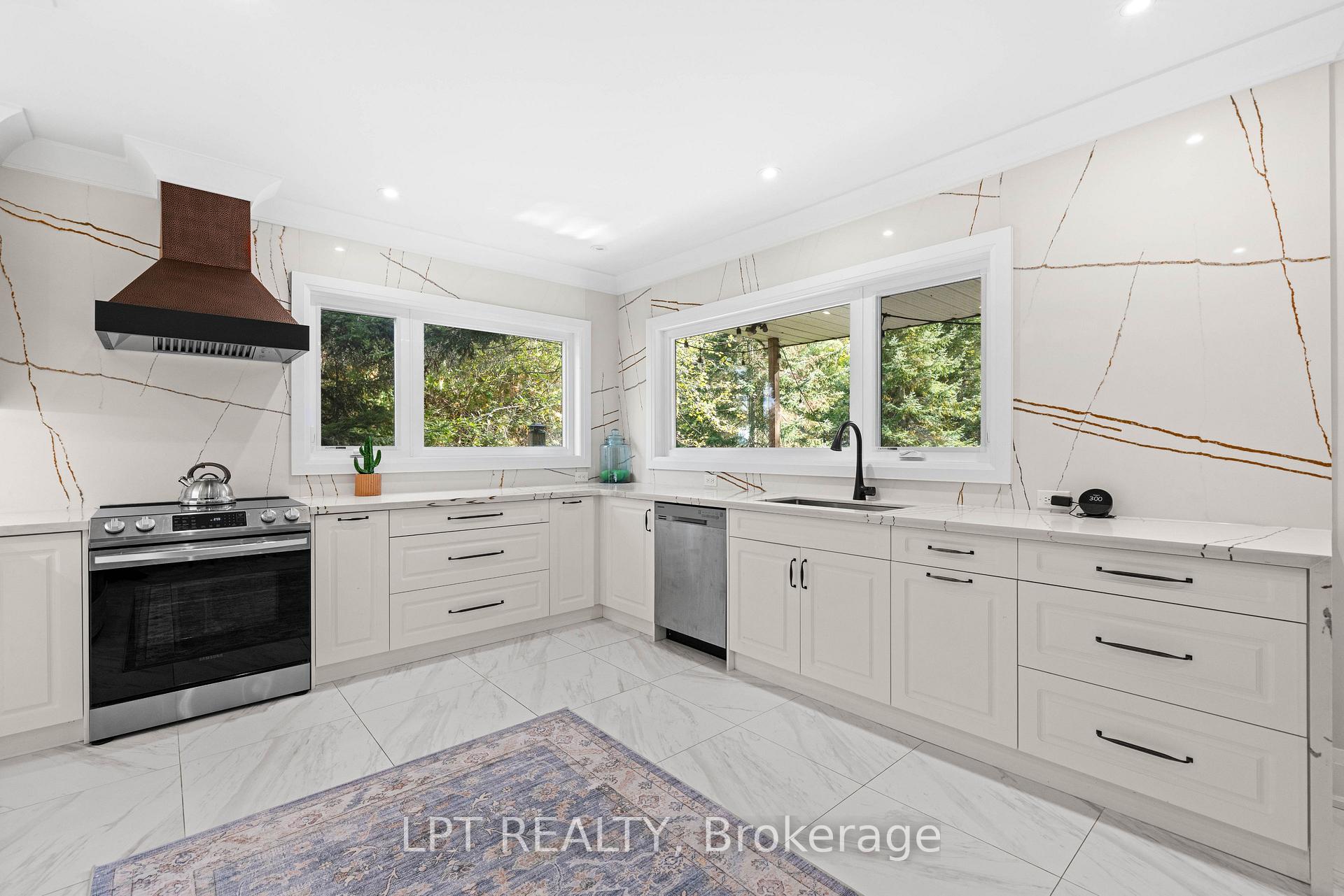Photo 11 of 177 Hedge Road, Georgina, Sutton & Jackson's Point — HOMEH