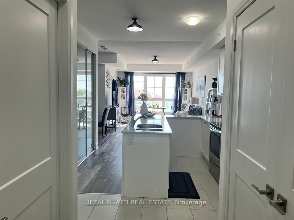 Photo 27 of Unit 410, 50 lakebreeze Drive, Clarington, Newcastle — HOMEH