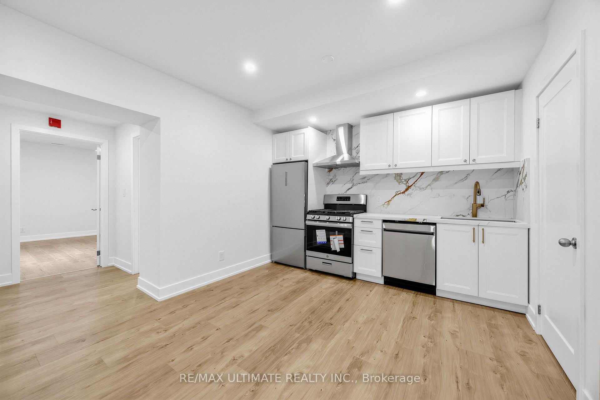 Photo 1 of Unit 202, 229 Spadina Avenue, Toronto, Kensington-Chinatown — HOMEH