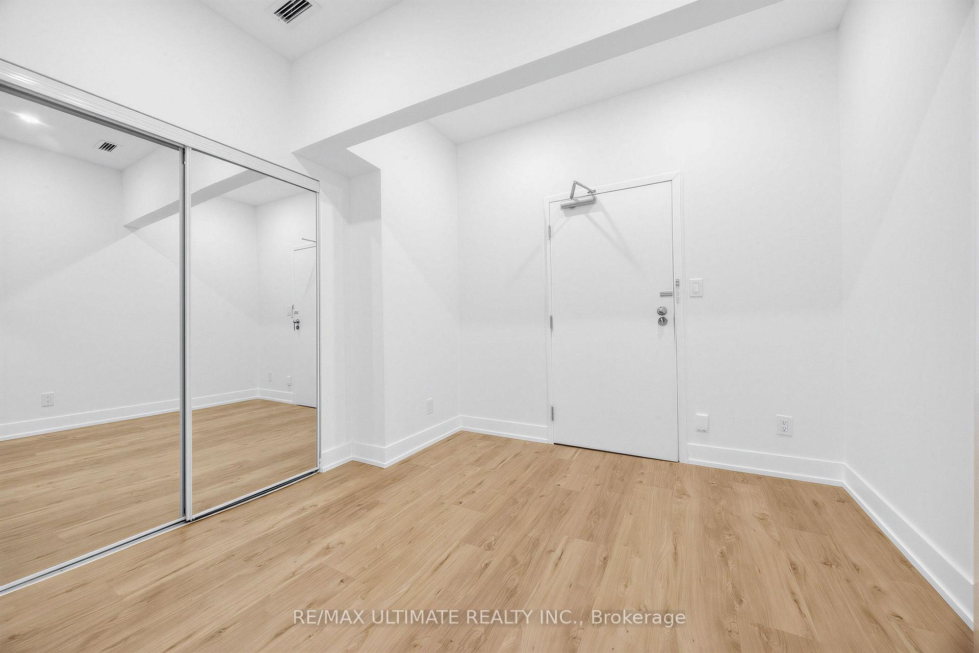 Photo 10 of Unit 202, 229 Spadina Avenue, Toronto, Kensington-Chinatown — HOMEH
