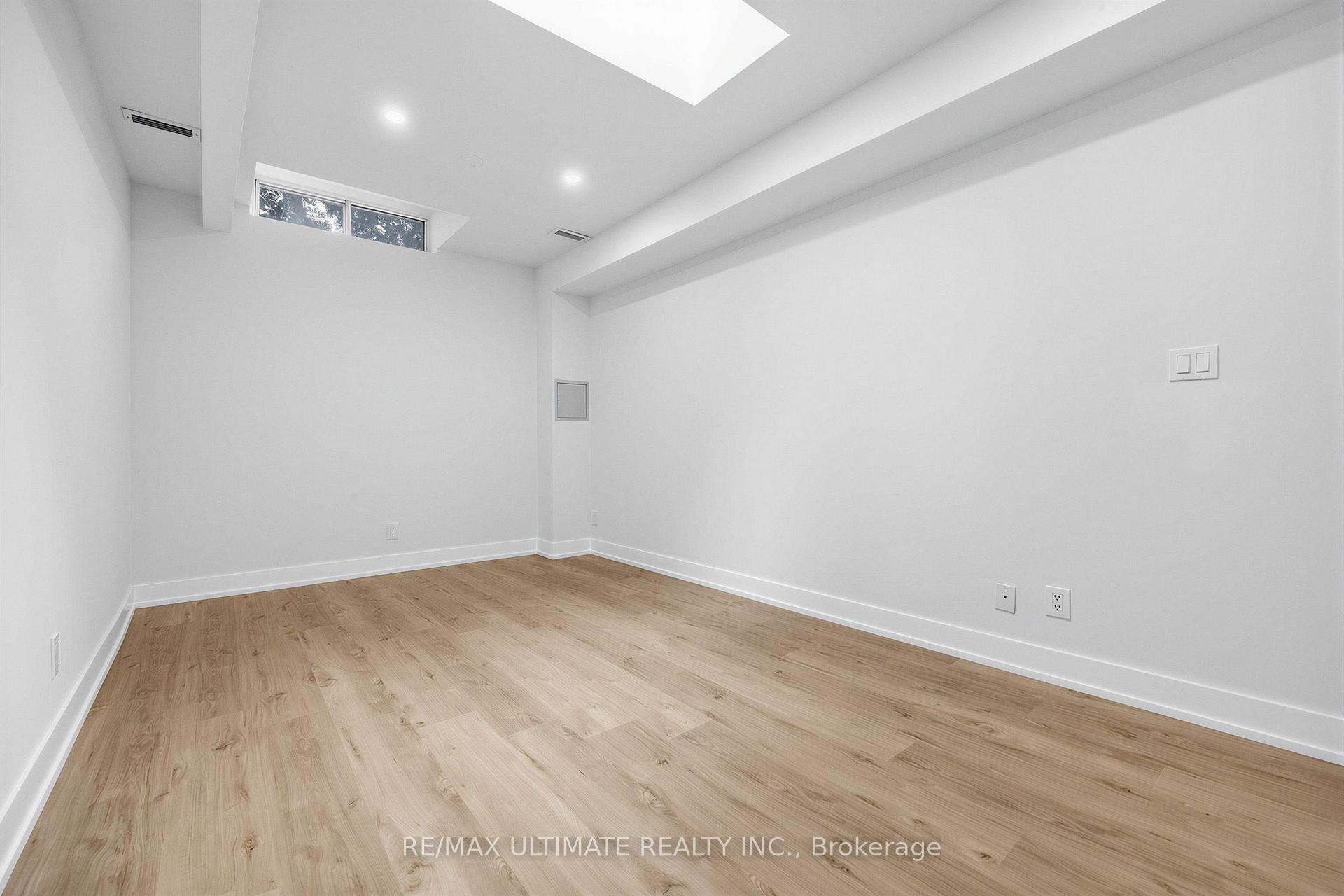 Photo 18 of Unit 202, 229 Spadina Avenue, Toronto, Kensington-Chinatown — HOMEH