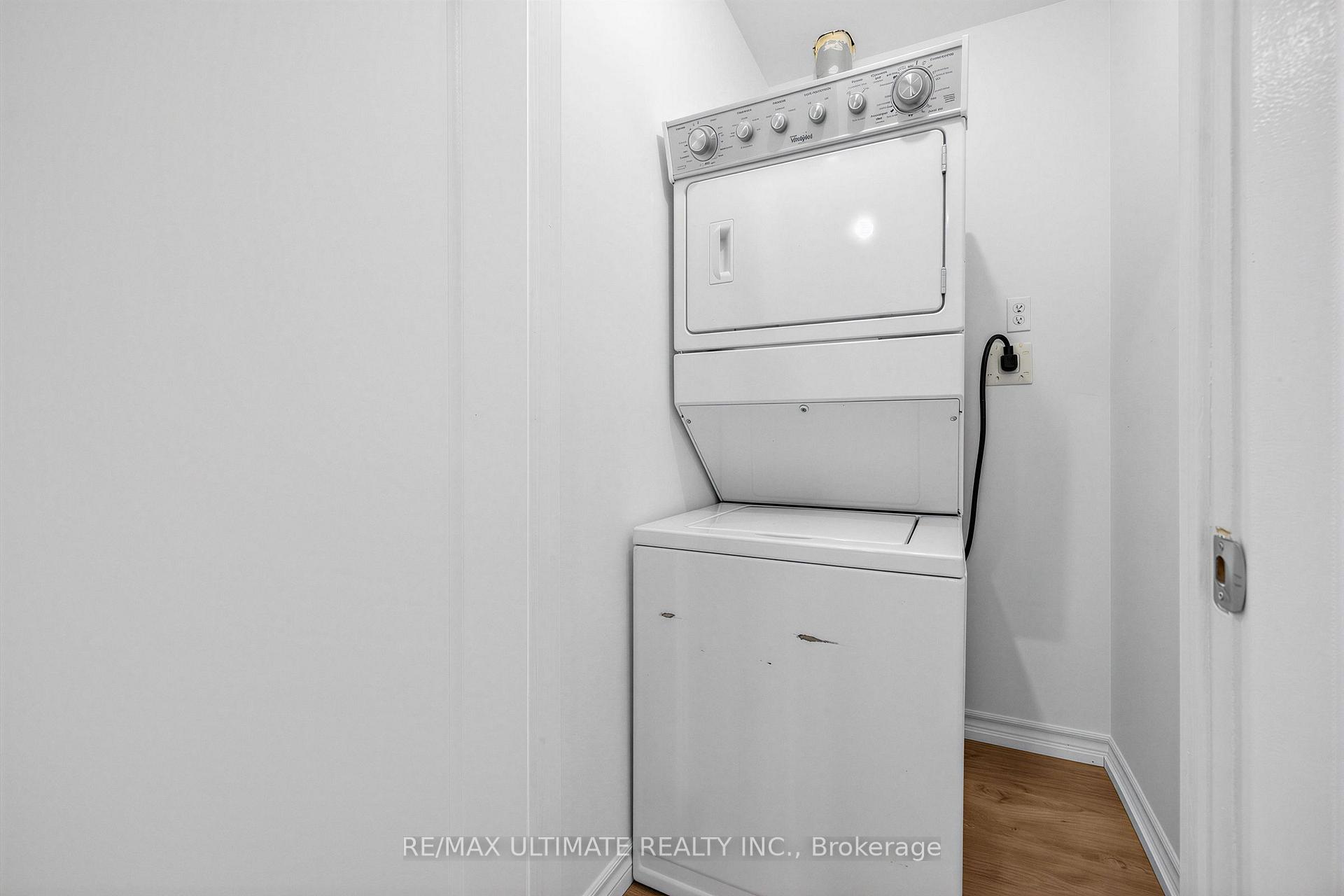 Photo 23 of Unit 202, 229 Spadina Avenue, Toronto, Kensington-Chinatown — HOMEH