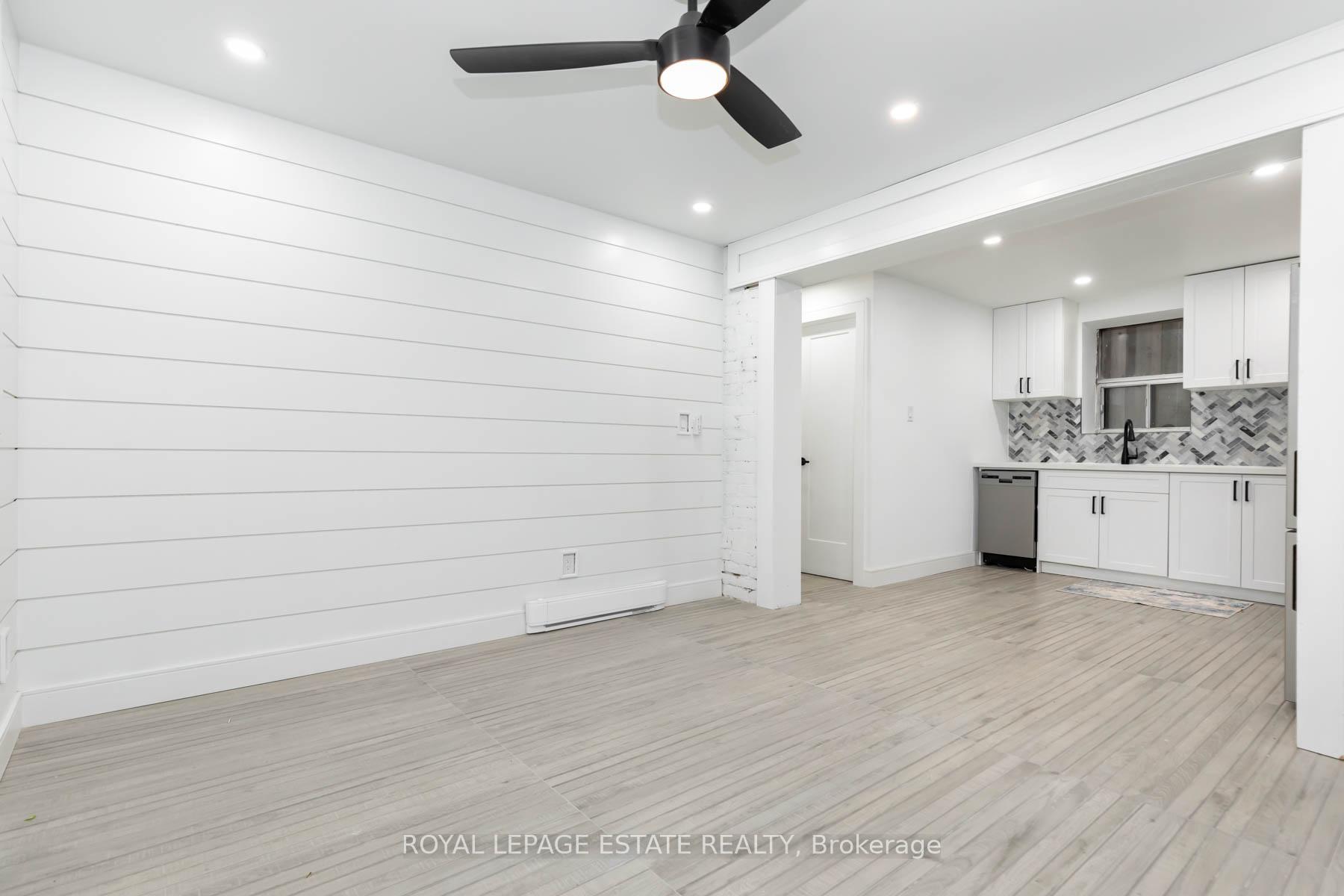 Photo 3 of Unit 1A, 38 Leuty Avenue, Toronto, The Beaches — HOMEH