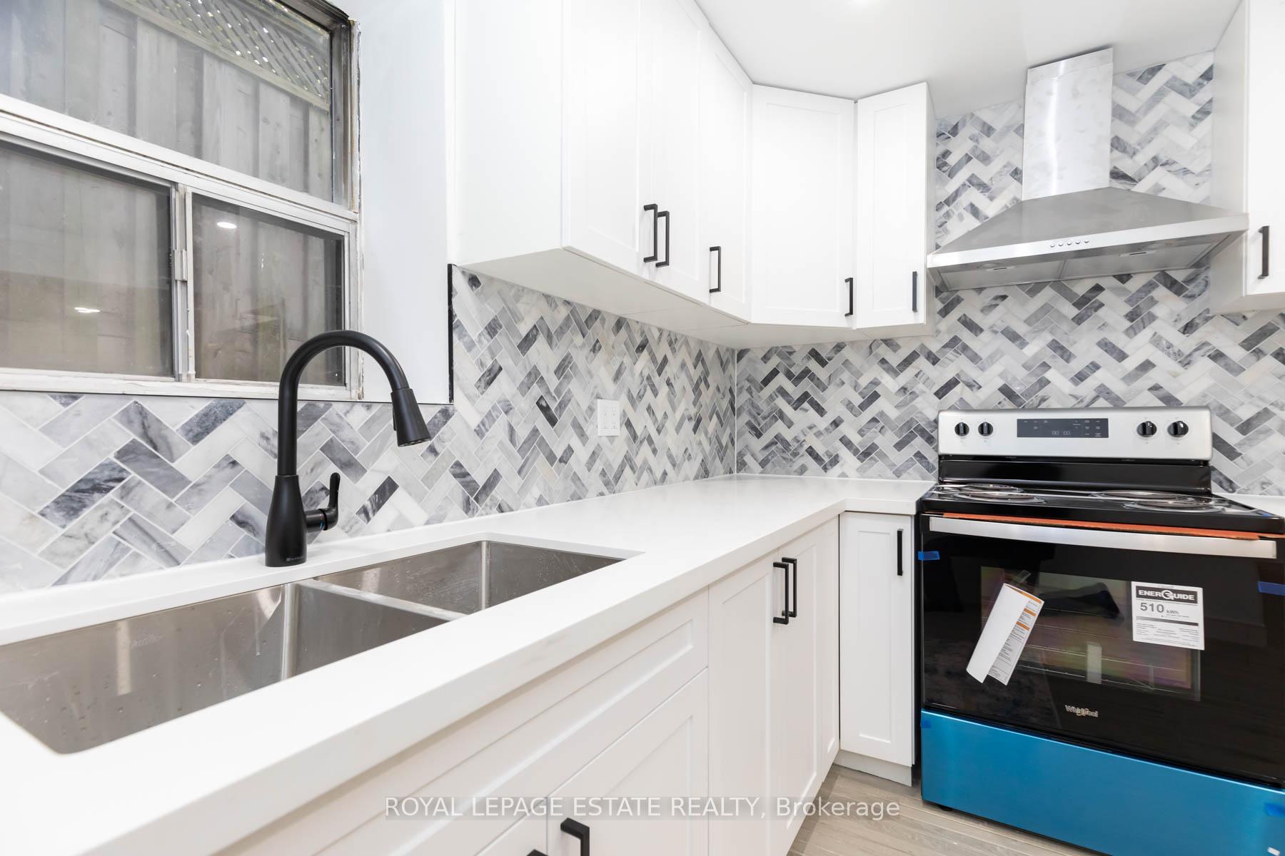 Photo 8 of Unit 1A, 38 Leuty Avenue, Toronto, The Beaches — HOMEH
