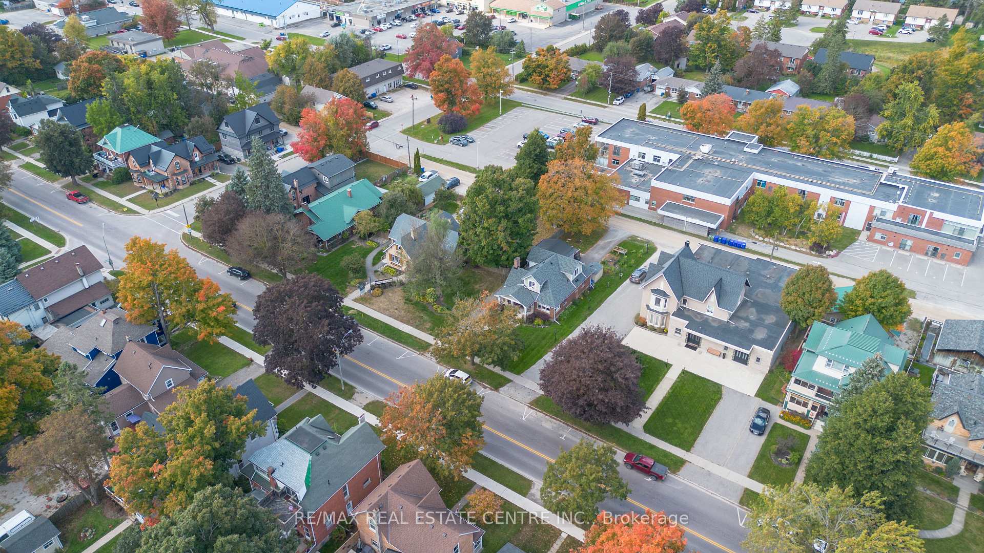 Photo 45 of 314 Main Street E, Shelburne — HOMEH
