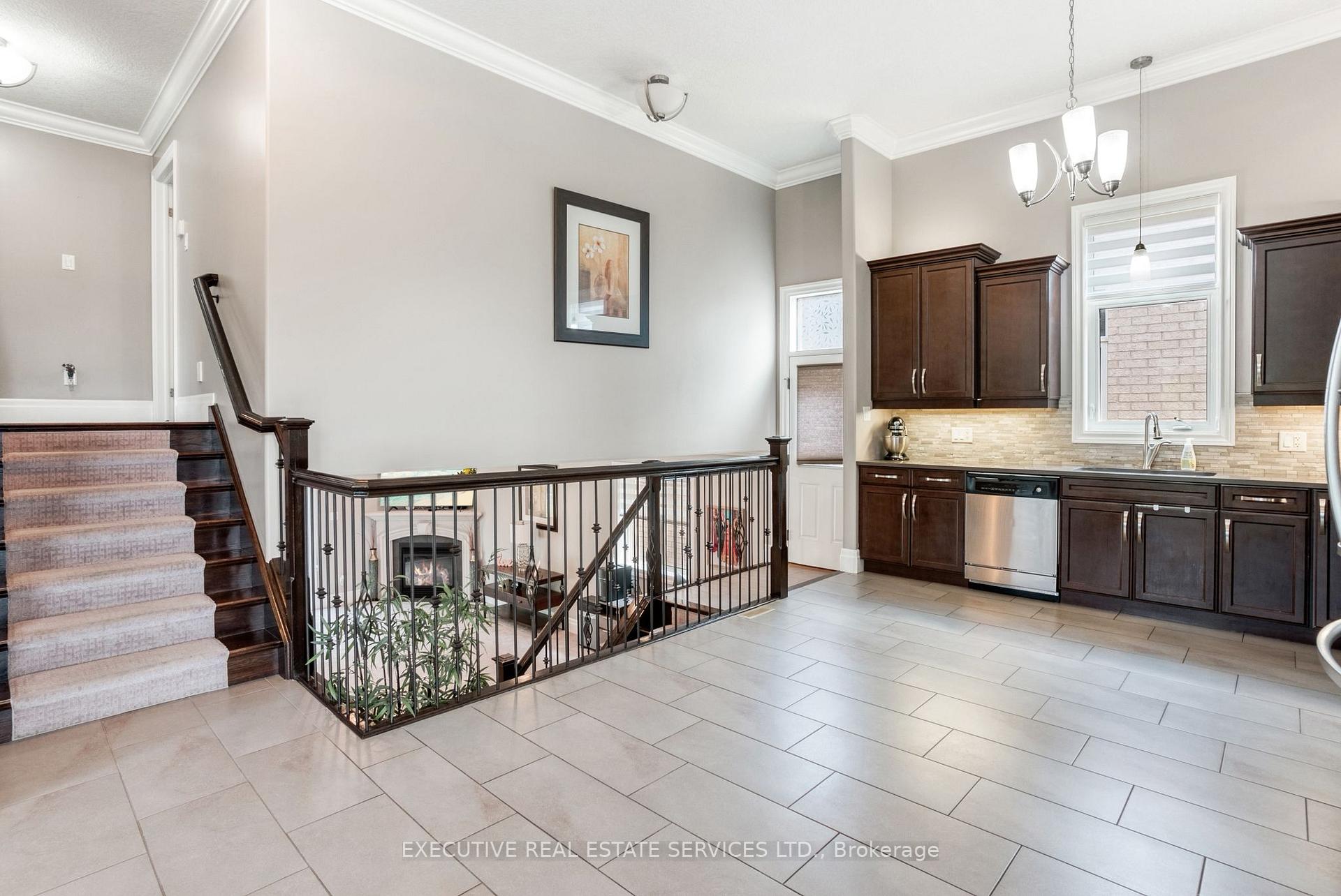 Photo 18 of 2884 Devon Road, London, South W — HOMEH