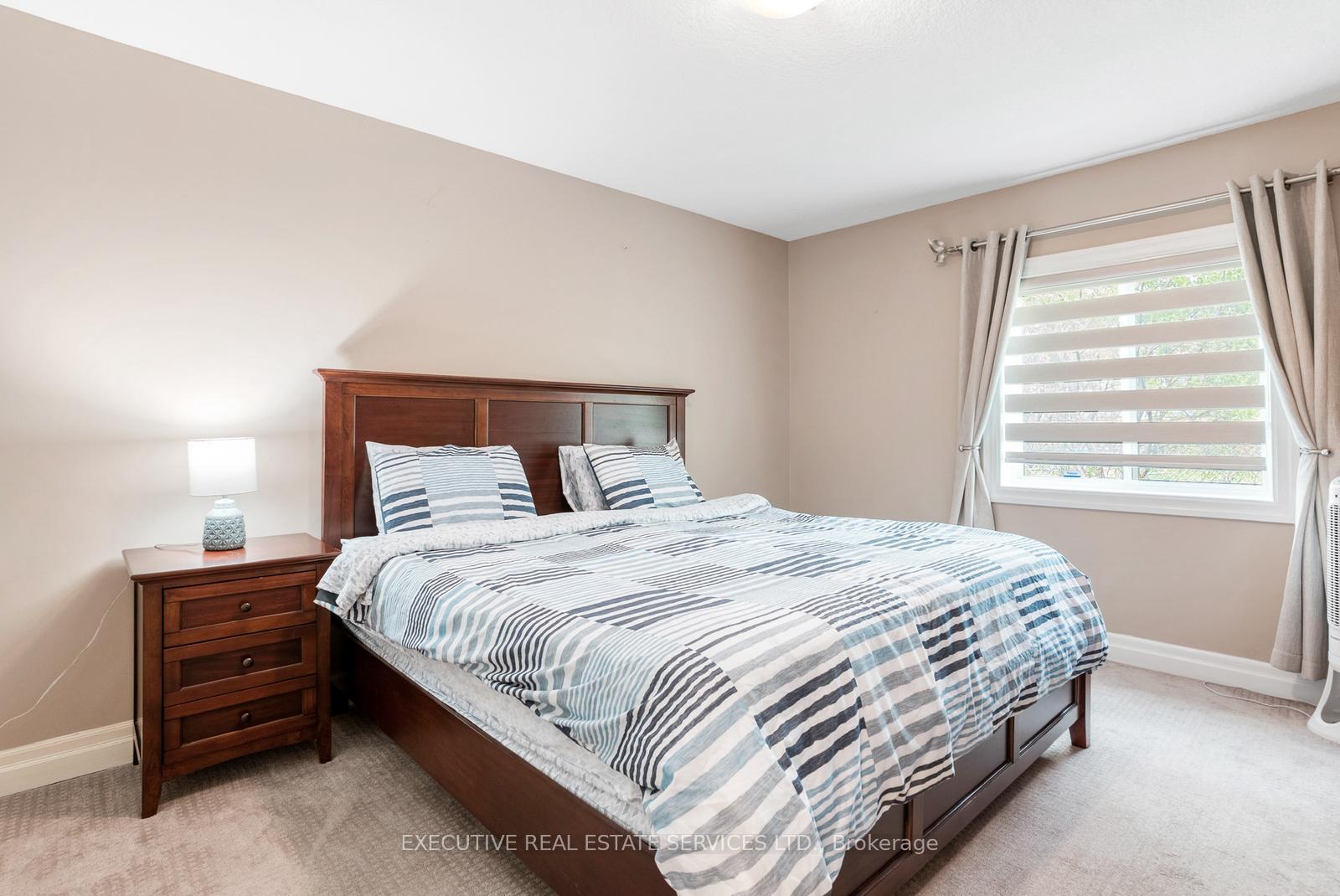 Photo 35 of 2884 Devon Road, London, South W — HOMEH