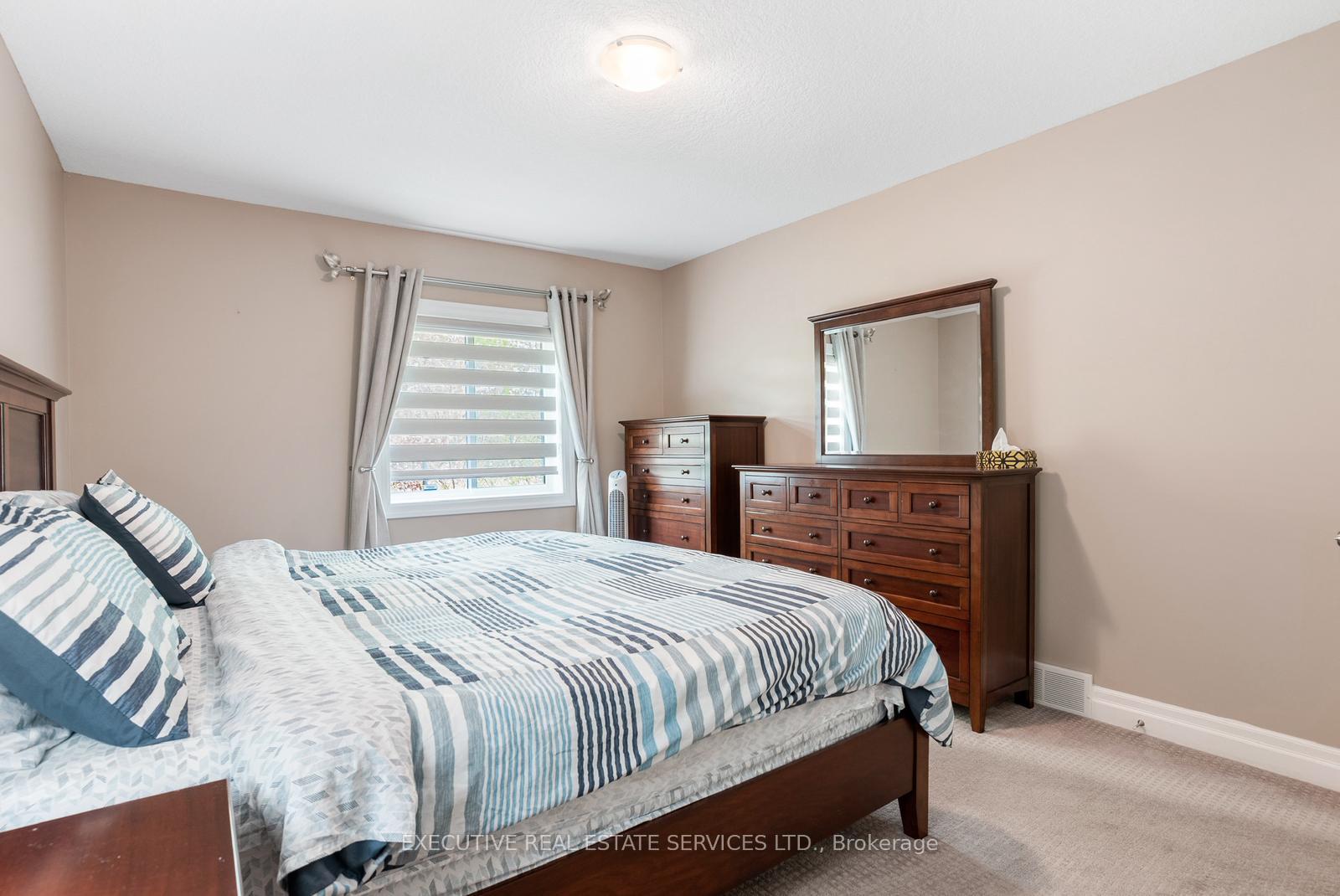 Photo 37 of 2884 Devon Road, London, South W — HOMEH
