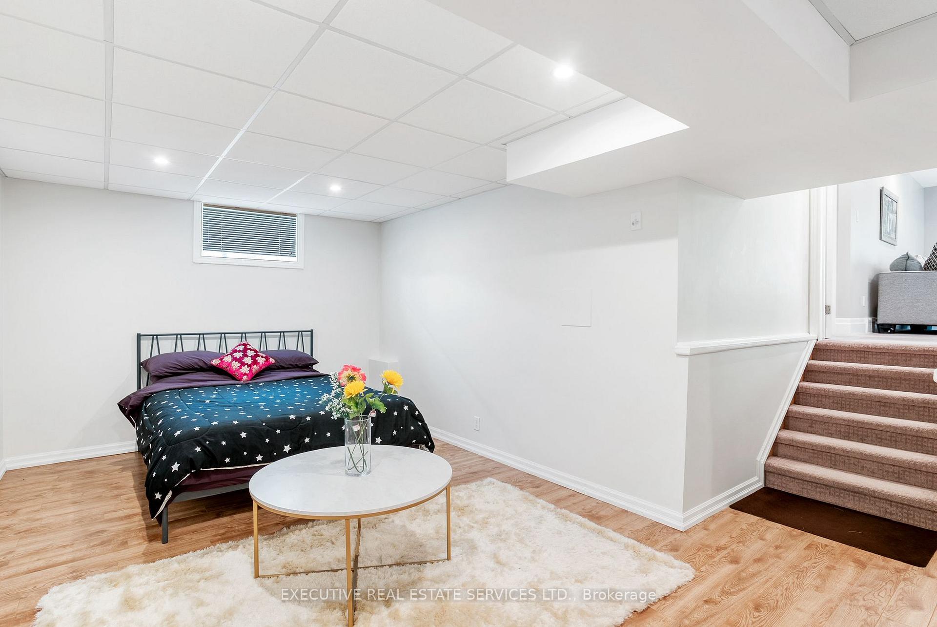 Photo 45 of 2884 Devon Road, London, South W — HOMEH
