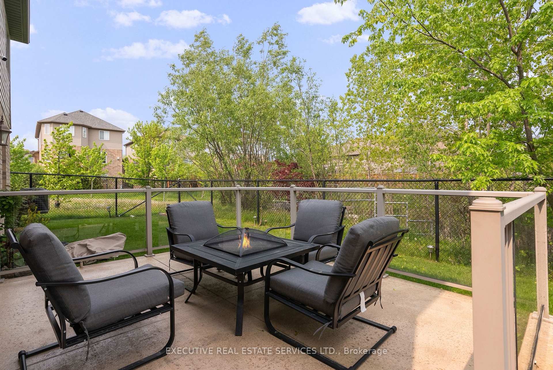 Photo 48 of 2884 Devon Road, London, South W — HOMEH