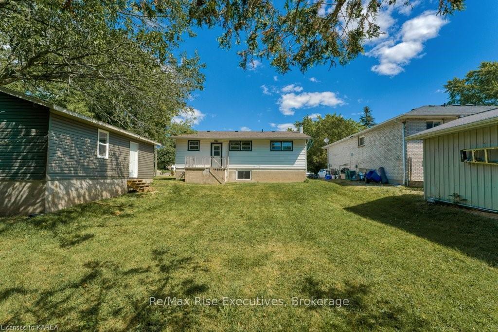 Photo 30 of 1640 Mary Street, Kingston, South of Taylor-Kidd Blvd — HOMEH