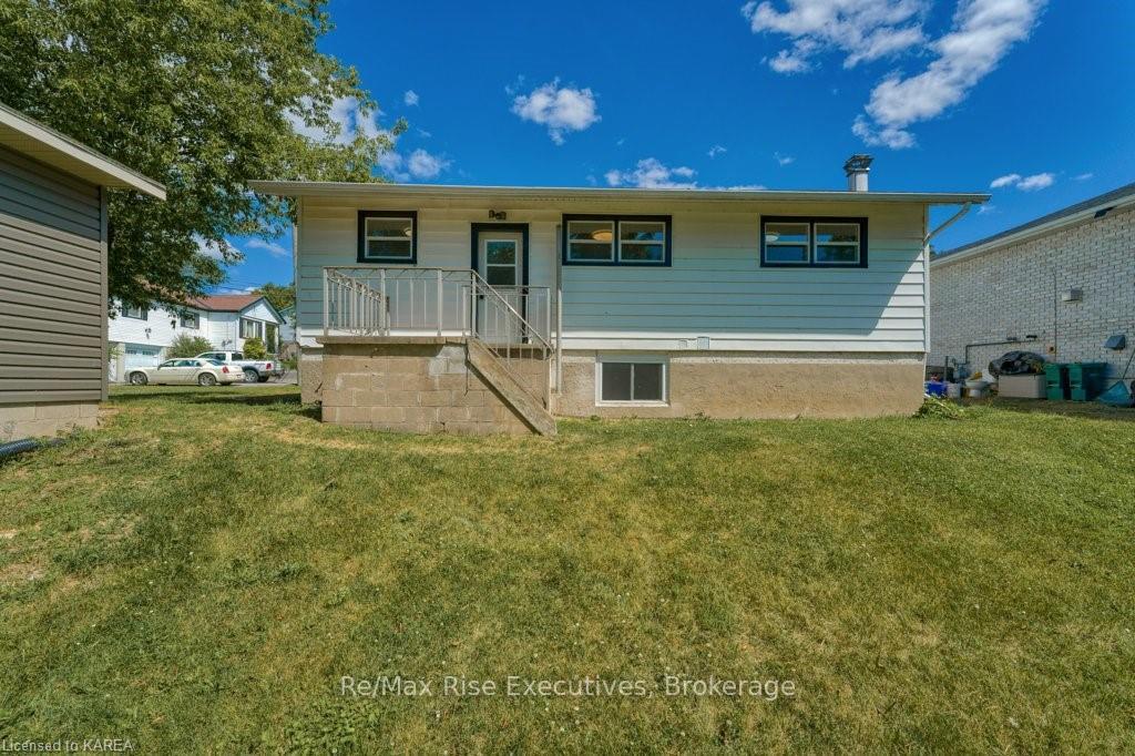 Photo 34 of 1640 Mary Street, Kingston, South of Taylor-Kidd Blvd — HOMEH
