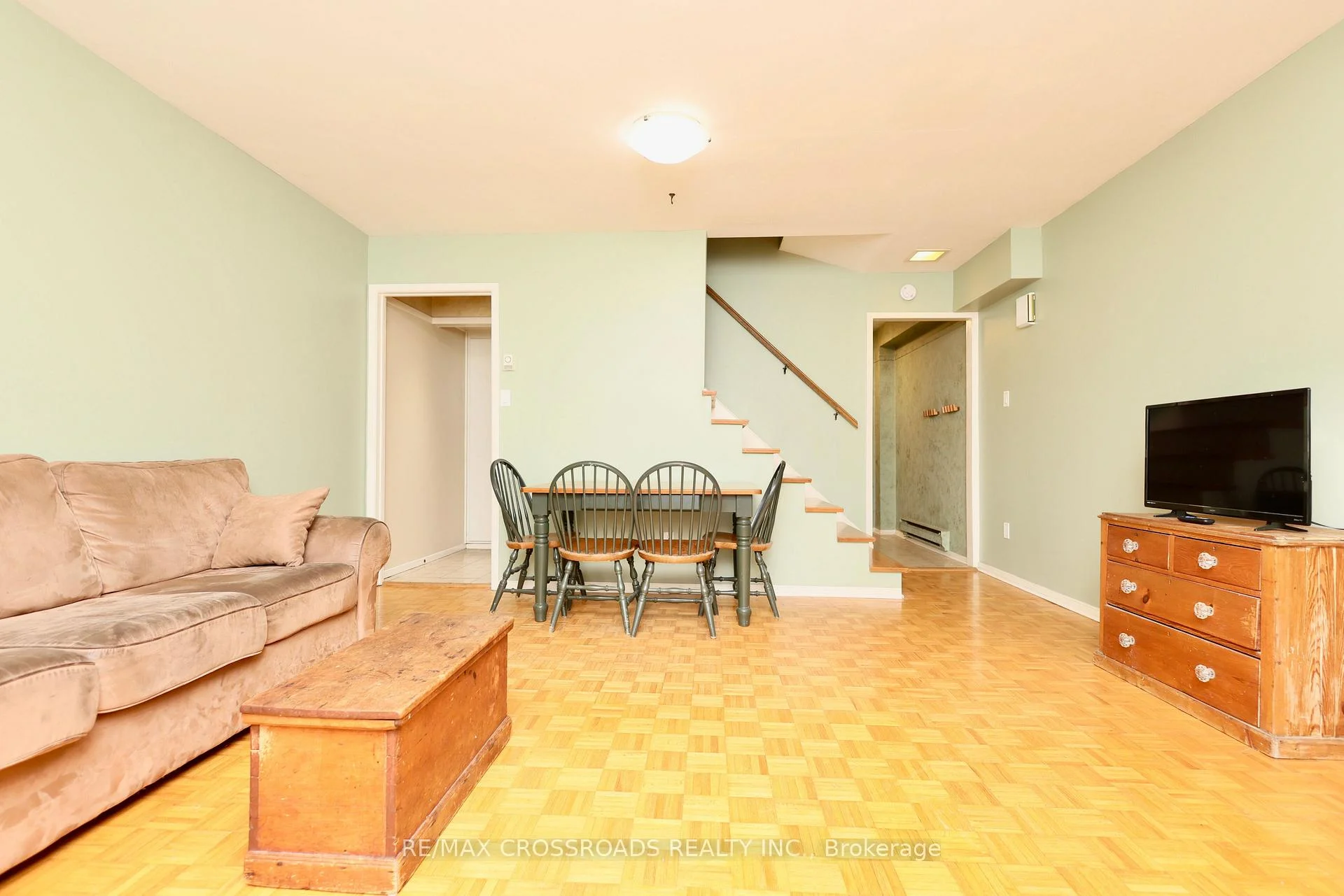 Photo 8 of Unit 3, 118 Wales Avenue, Markham, Old Markham Village — HOMEH