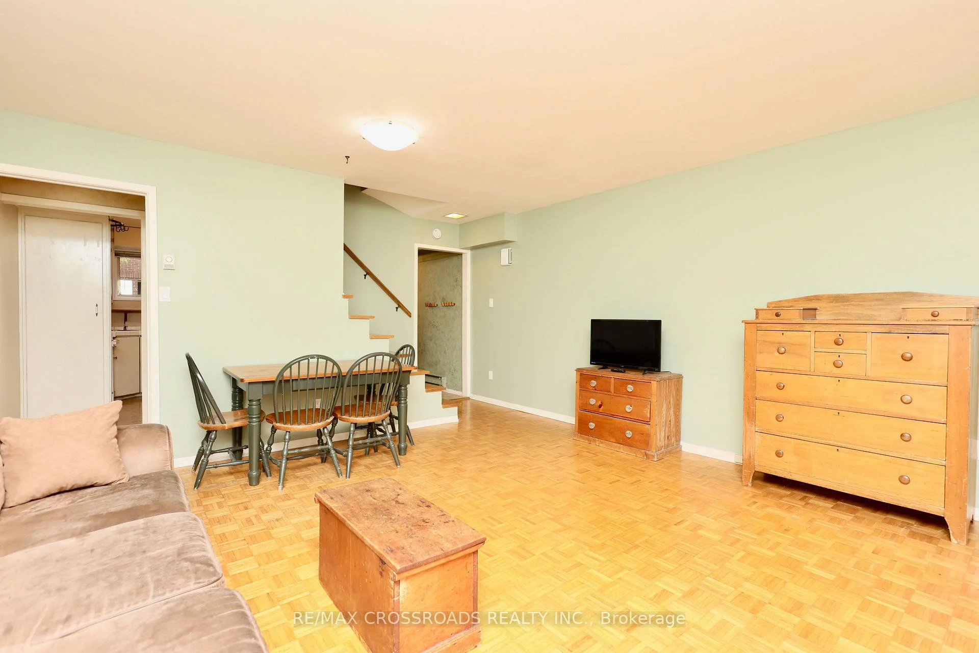 Photo 9 of Unit 3, 118 Wales Avenue, Markham, Old Markham Village — HOMEH