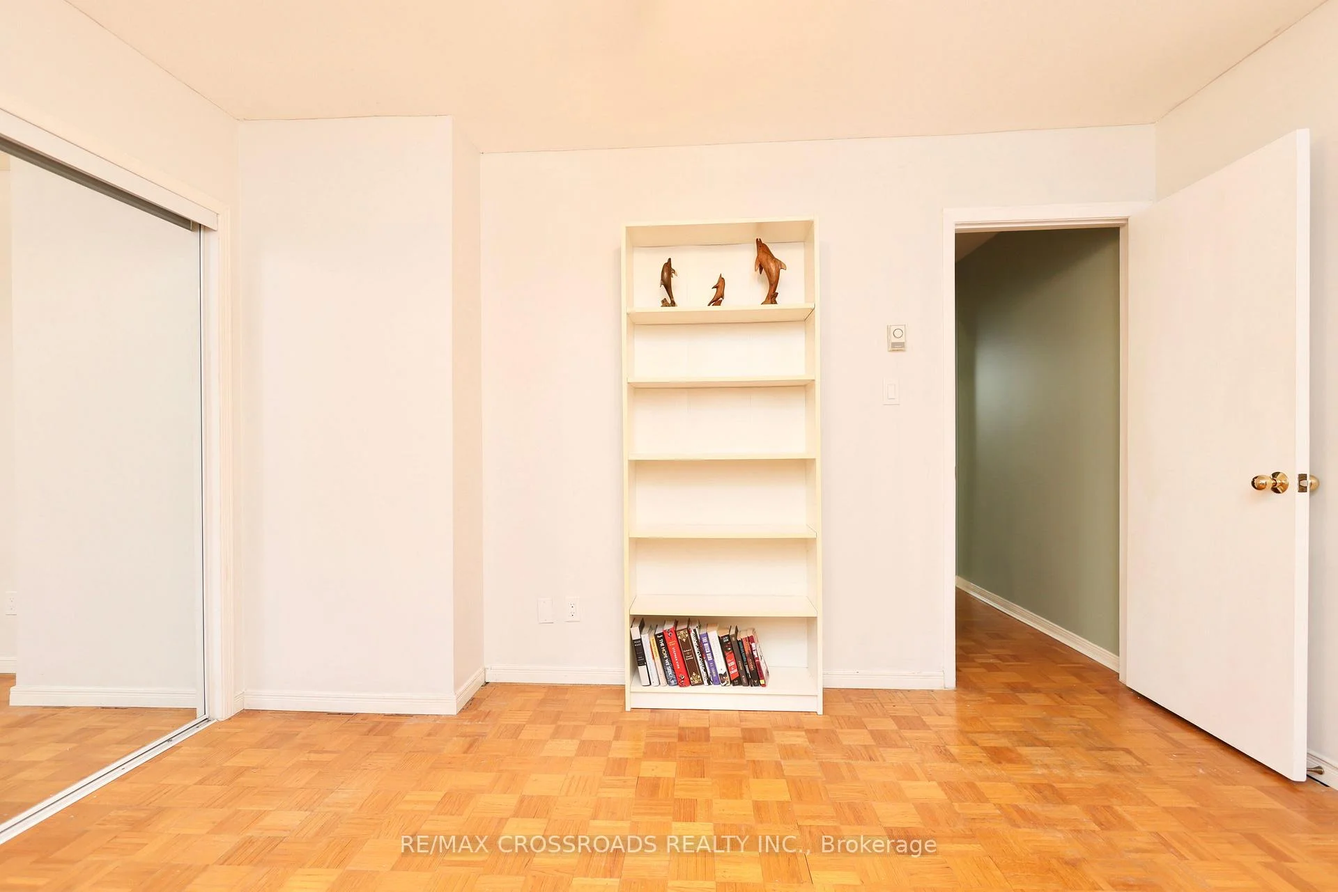 Photo 11 of Unit 3, 118 Wales Avenue, Markham, Old Markham Village — HOMEH