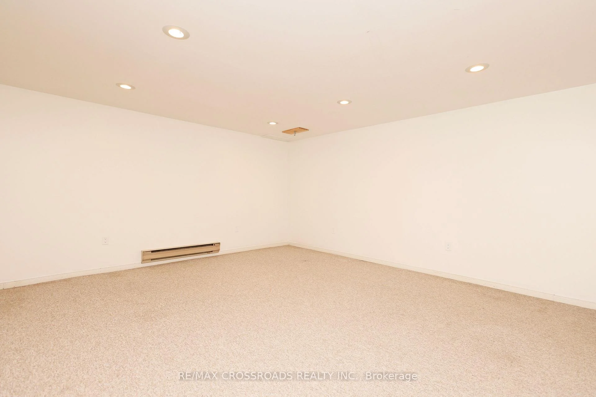 Photo 20 of Unit 3, 118 Wales Avenue, Markham, Old Markham Village — HOMEH