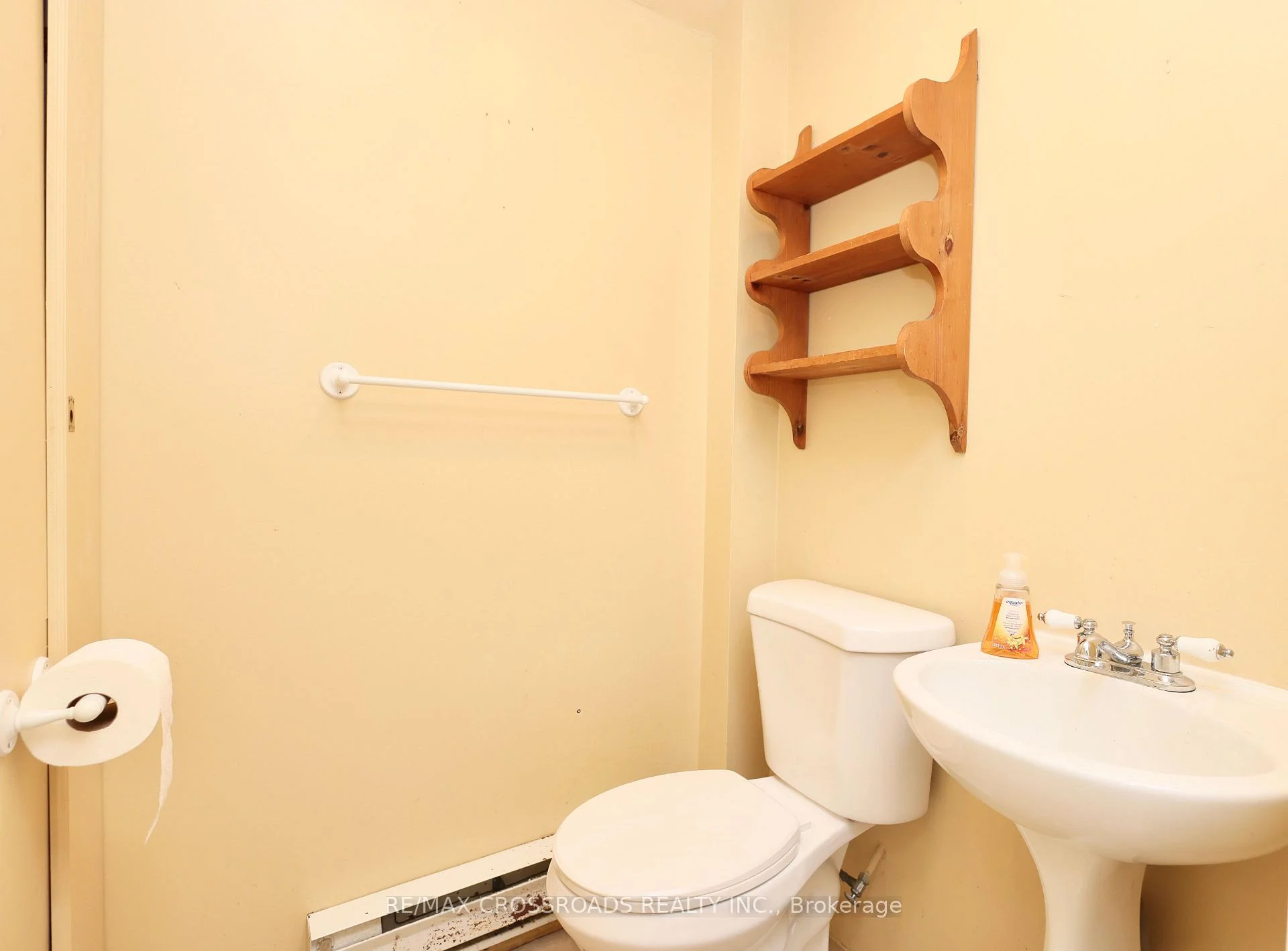 Photo 22 of Unit 3, 118 Wales Avenue, Markham, Old Markham Village — HOMEH