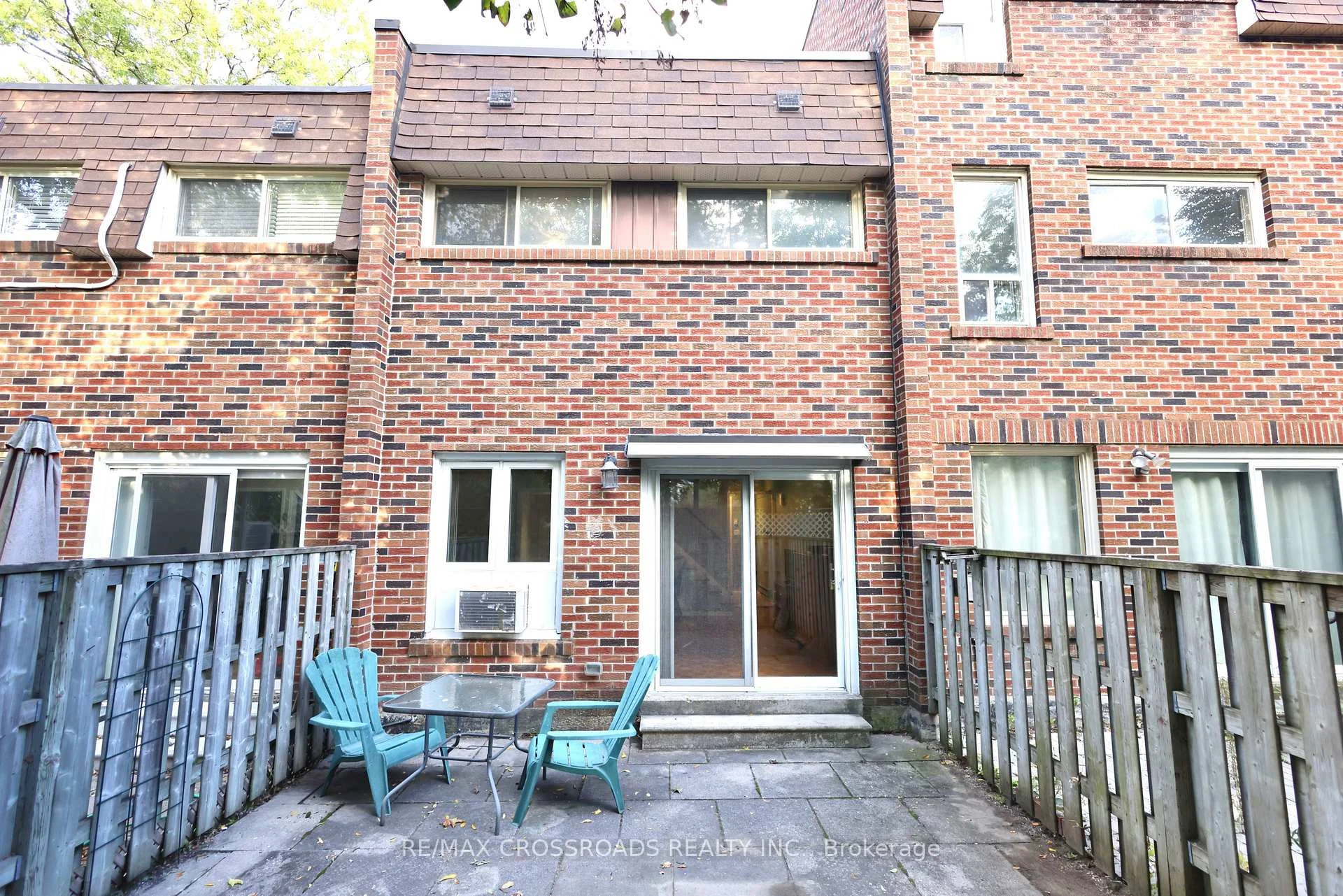 Photo 26 of Unit 3, 118 Wales Avenue, Markham, Old Markham Village — HOMEH