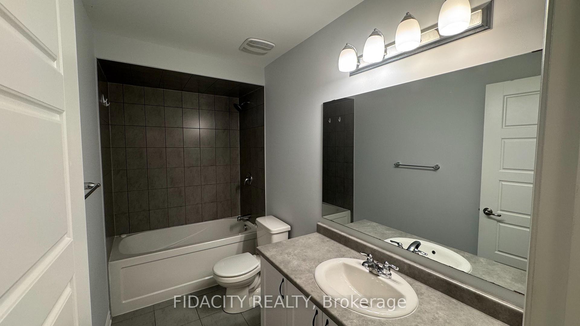 Photo 11 of 173 Anthracite Private, Ottawa, Barrhaven - Heritage Park — HOMEH