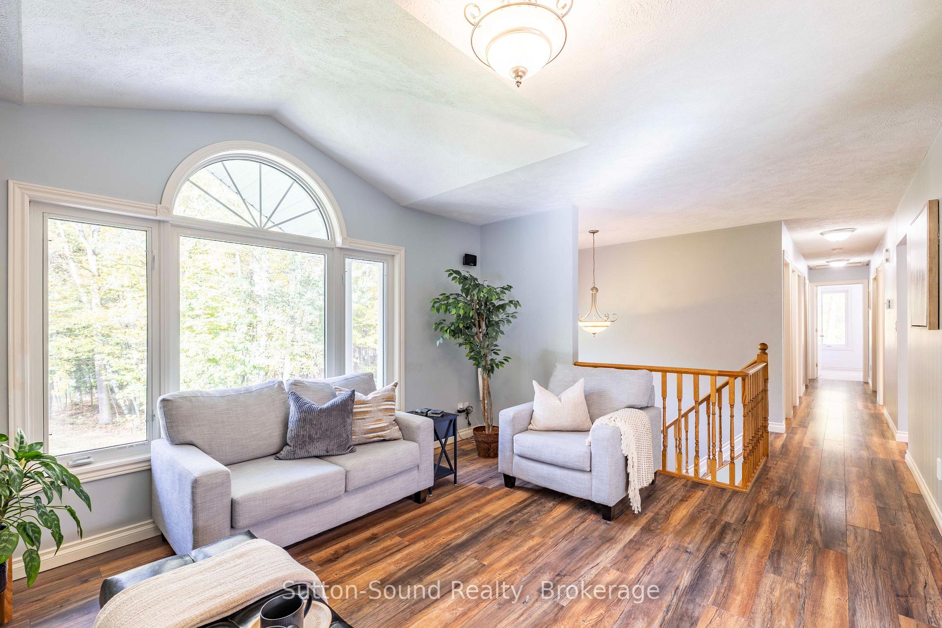 Photo 5 of 143712 15 Side Road, Meaford — HOMEH