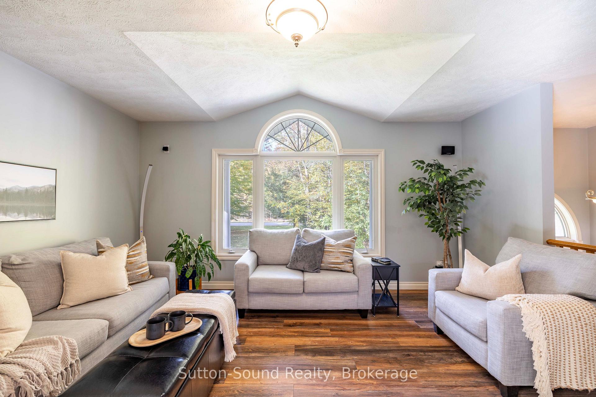 Photo 6 of 143712 15 Side Road, Meaford — HOMEH