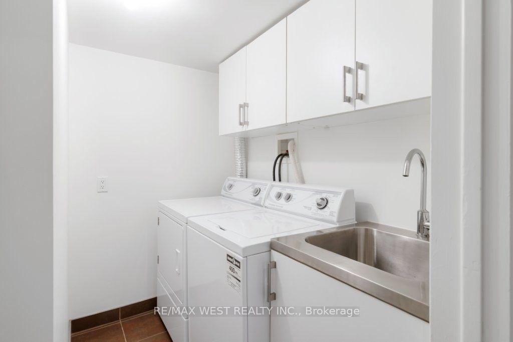 Photo 32 of 256 Erskine Avenue, Toronto, Mount Pleasant East — HOMEH