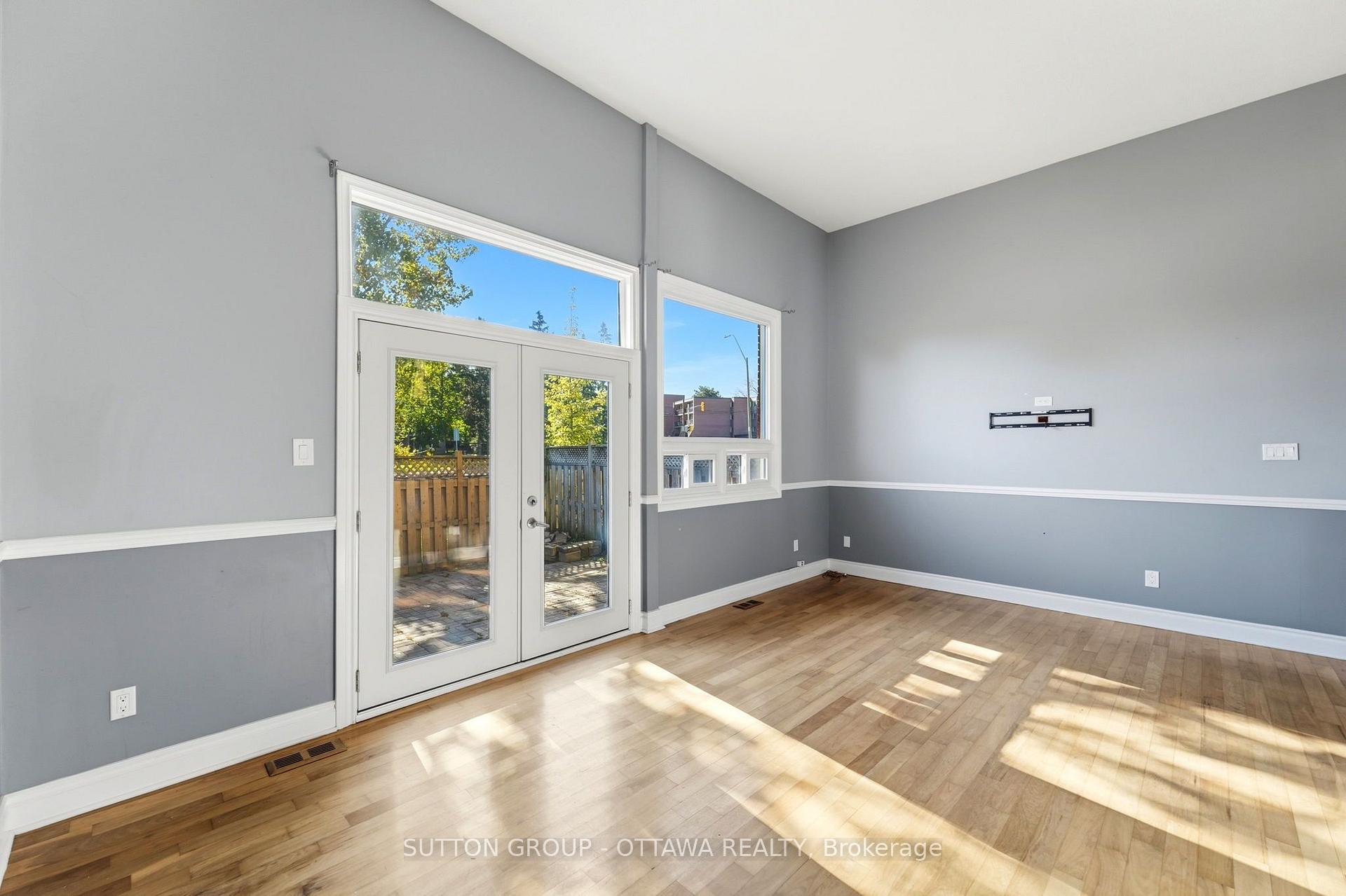 Photo 6 of Unit 71, 2415 Southvale Crescent, Ottawa, Sheffield Glen/Industrial Park — HOMEH