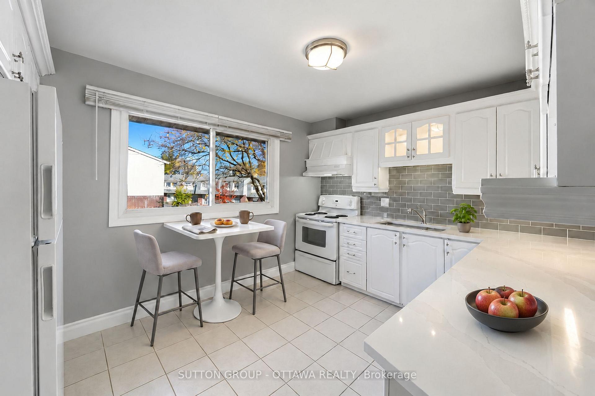 Photo 17 of Unit 71, 2415 Southvale Crescent, Ottawa, Sheffield Glen/Industrial Park — HOMEH