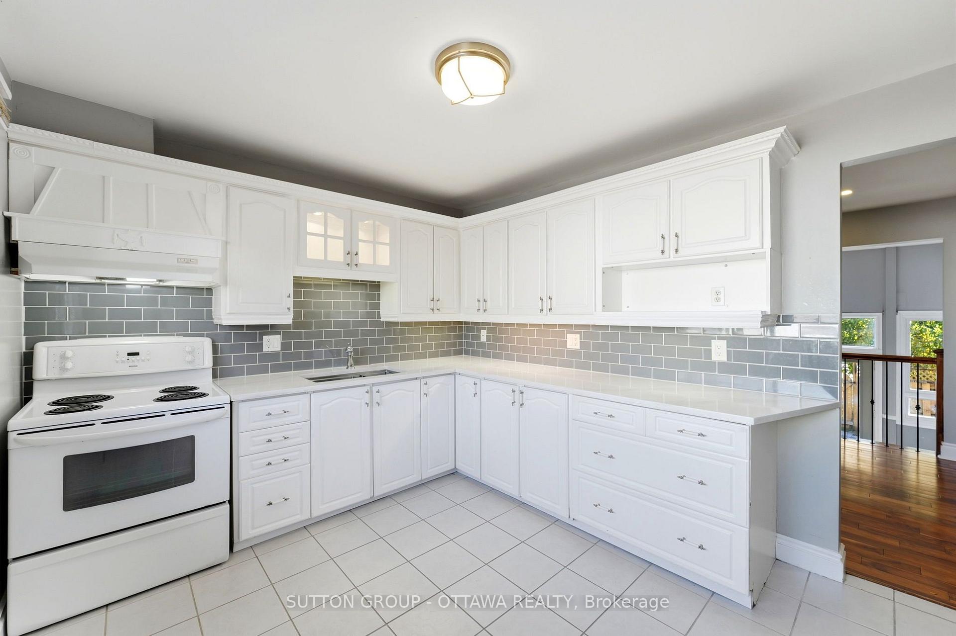 Photo 18 of Unit 71, 2415 Southvale Crescent, Ottawa, Sheffield Glen/Industrial Park — HOMEH