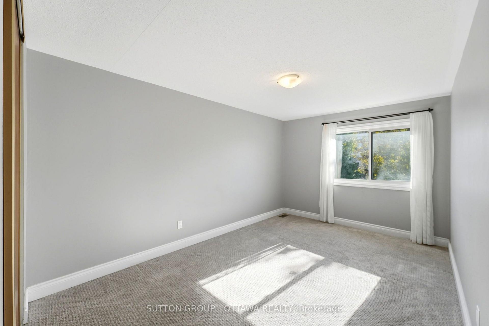 Photo 36 of Unit 71, 2415 Southvale Crescent, Ottawa, Sheffield Glen/Industrial Park — HOMEH