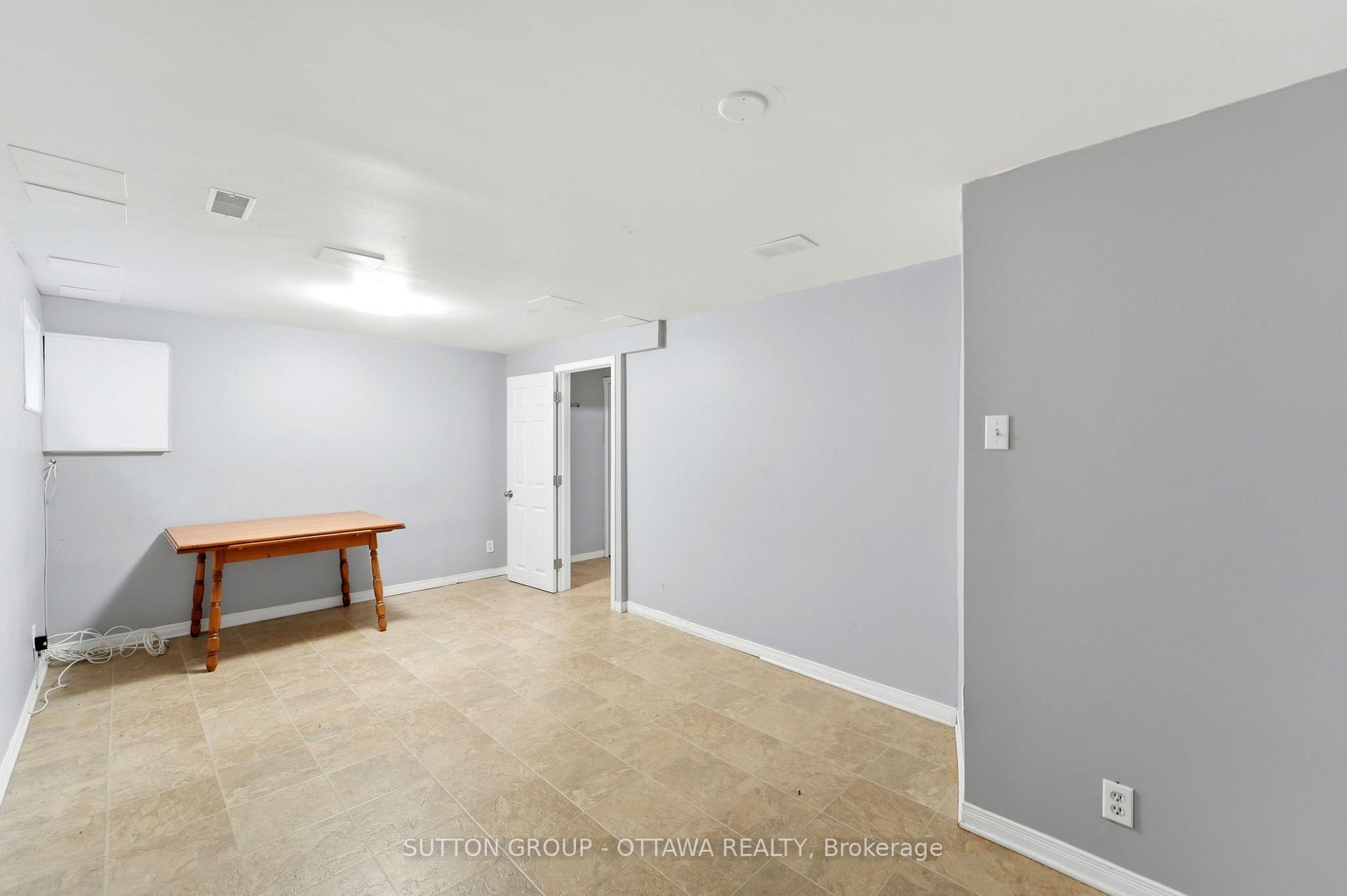 Photo 42 of Unit 71, 2415 Southvale Crescent, Ottawa, Sheffield Glen/Industrial Park — HOMEH