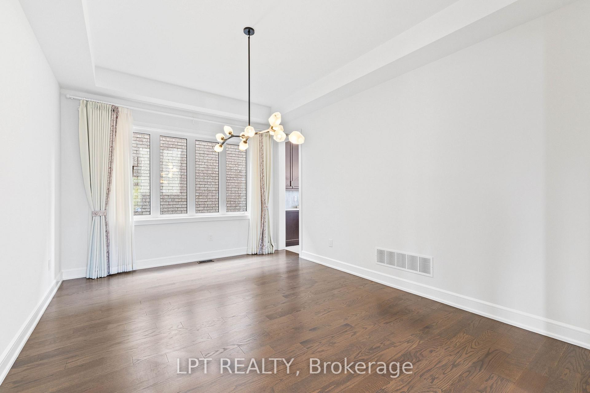 Photo 10 of 90 Keatley Drive, Vaughan, Patterson — HOMEH