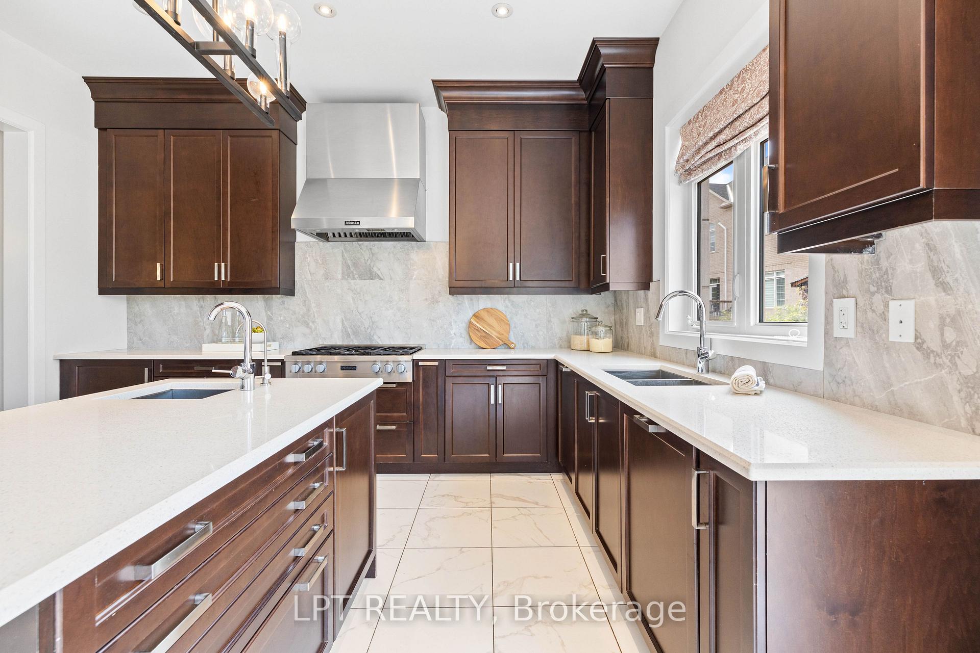 Photo 15 of 90 Keatley Drive, Vaughan, Patterson — HOMEH