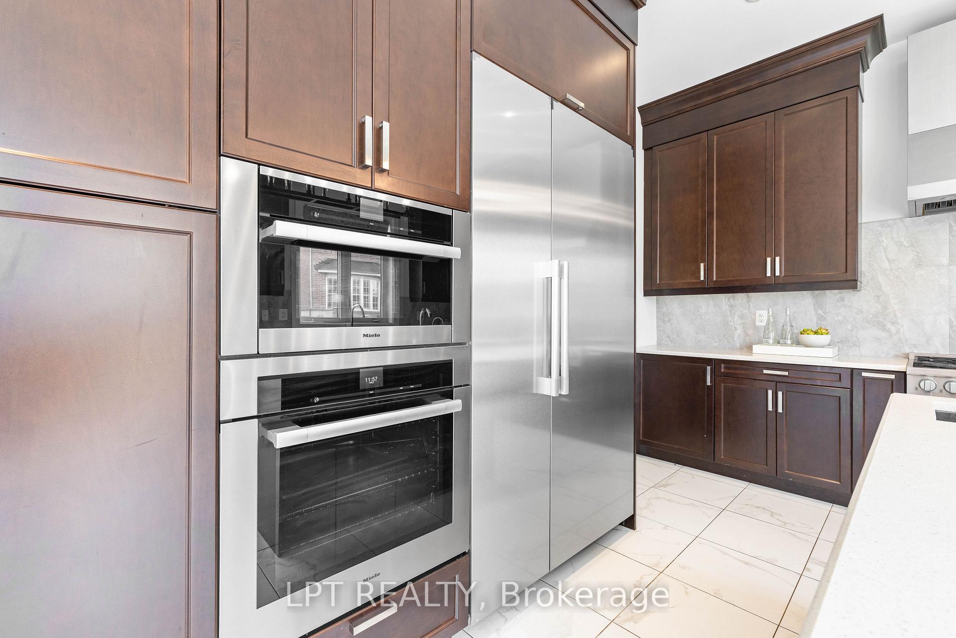 Photo 17 of 90 Keatley Drive, Vaughan, Patterson — HOMEH