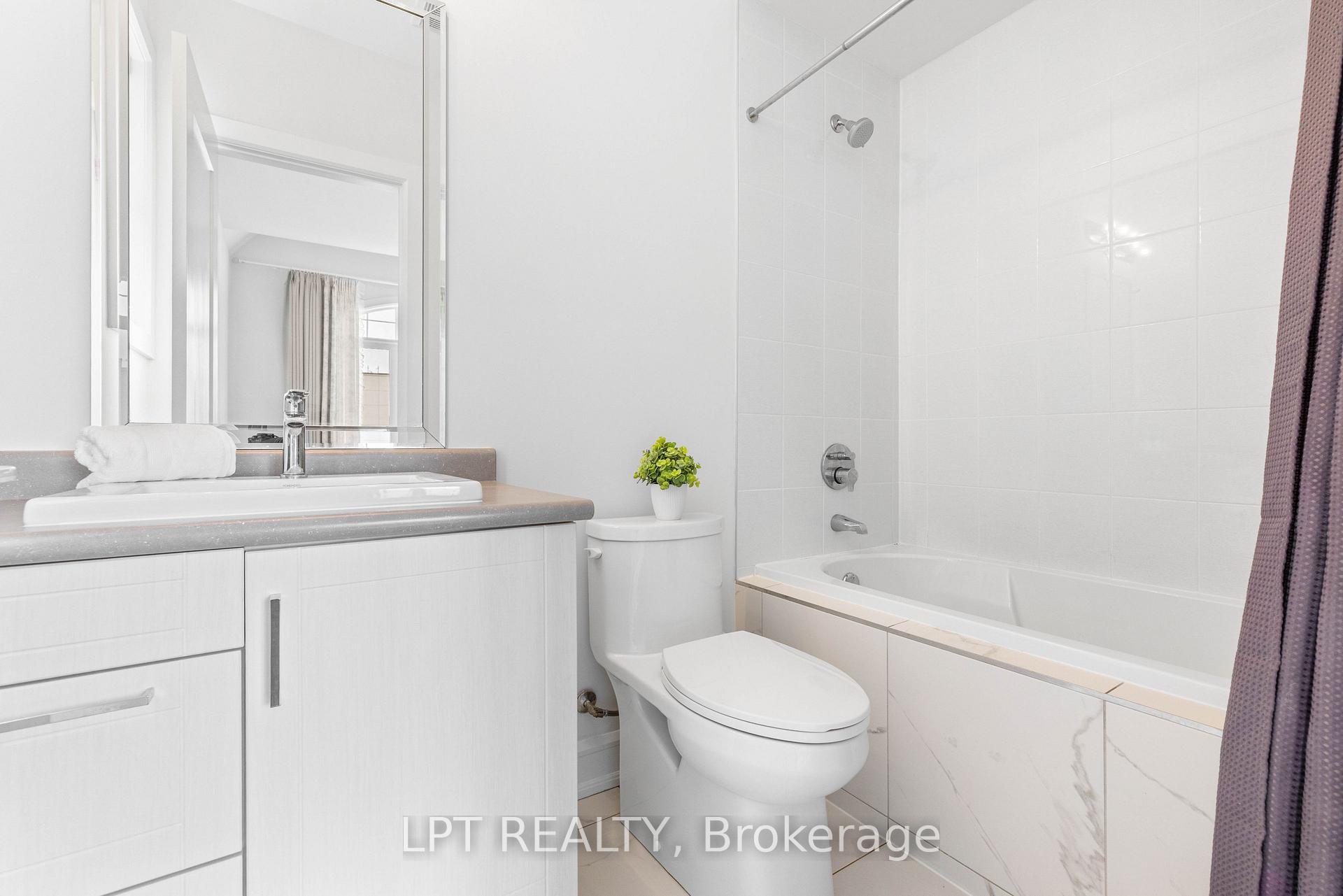 Photo 32 of 90 Keatley Drive, Vaughan, Patterson — HOMEH