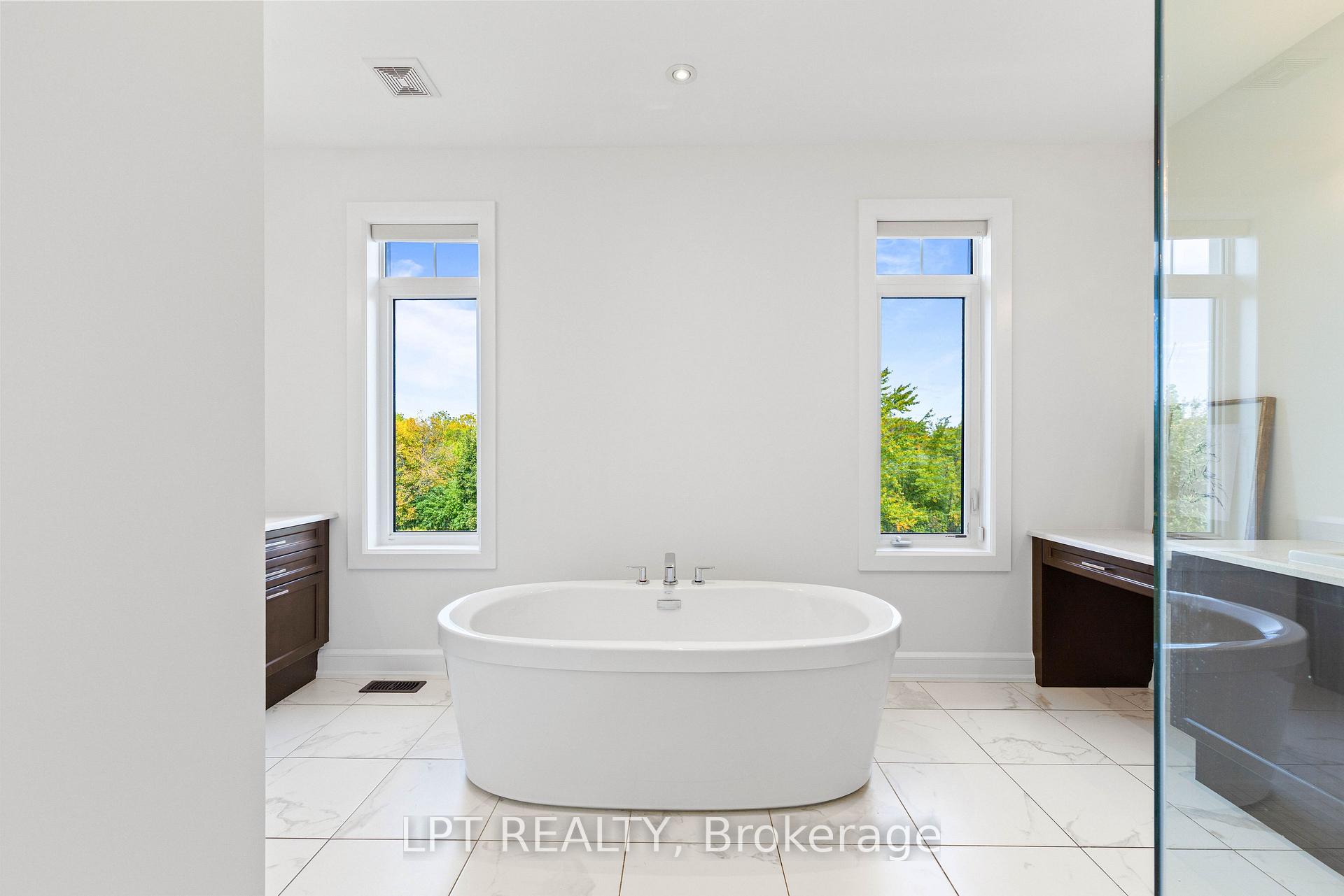 Photo 40 of 90 Keatley Drive, Vaughan, Patterson — HOMEH