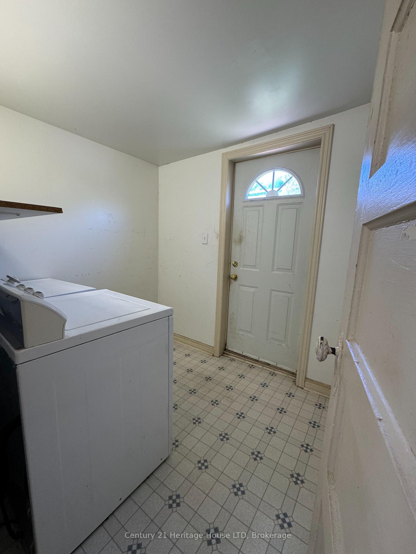Photo 16 of 4488 Eastwood Crescent, Niagara Falls, Downtown — HOMEH