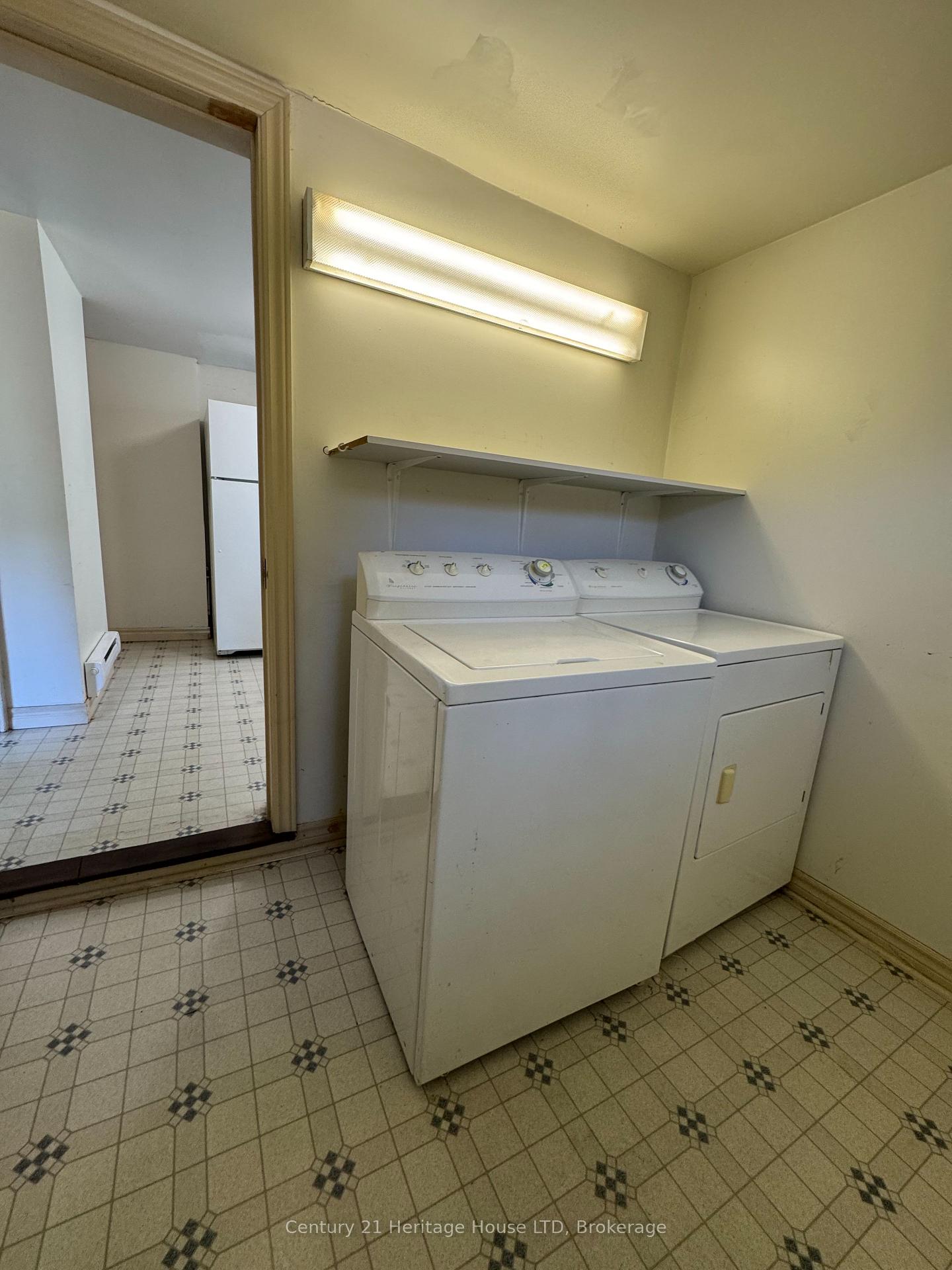 Photo 17 of 4488 Eastwood Crescent, Niagara Falls, Downtown — HOMEH