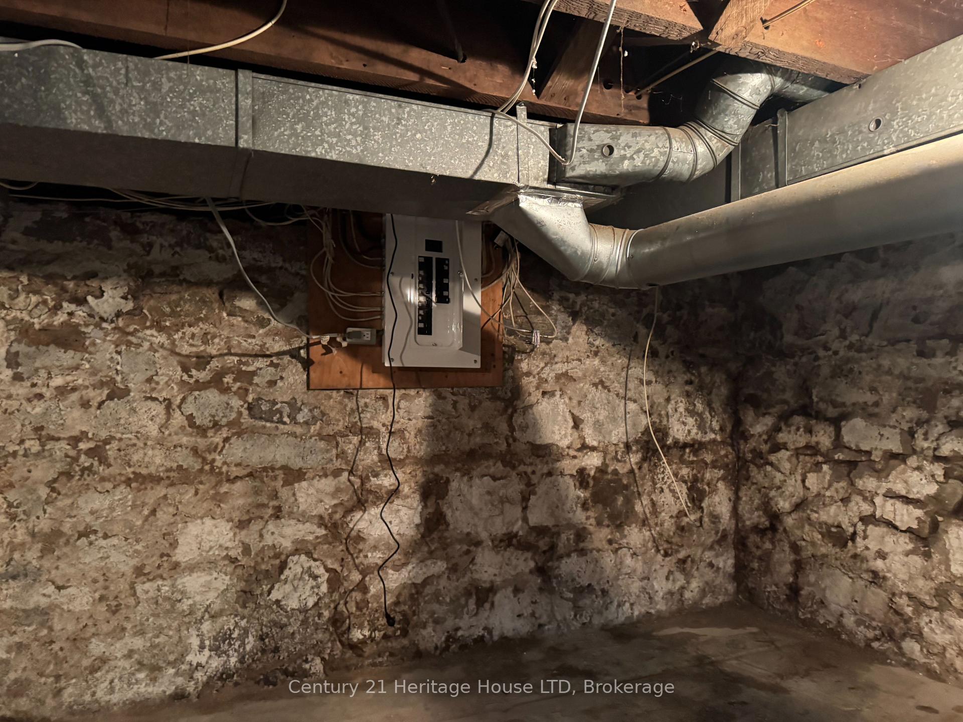 Photo 27 of 4488 Eastwood Crescent, Niagara Falls, Downtown — HOMEH